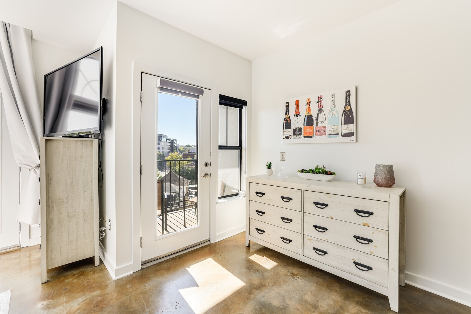 1803 Broadway Unit: 625