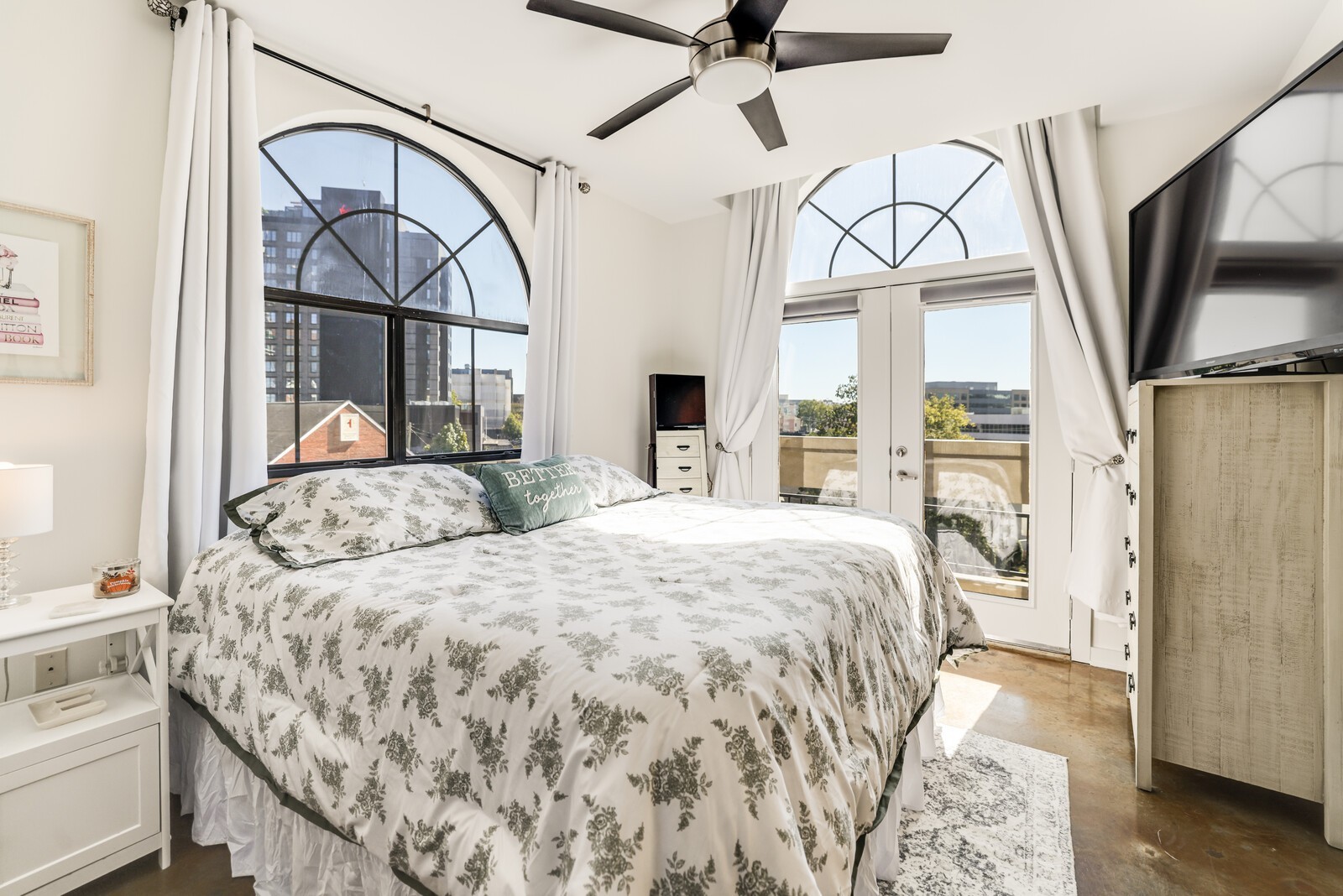 1803 Broadway Unit: 625