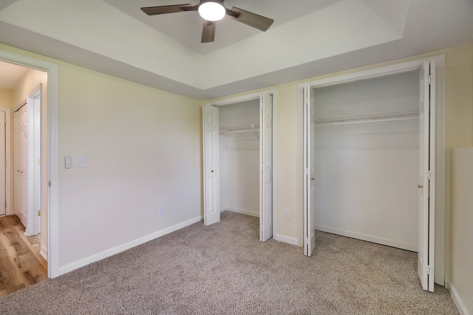 800 Carlisle Ct, N