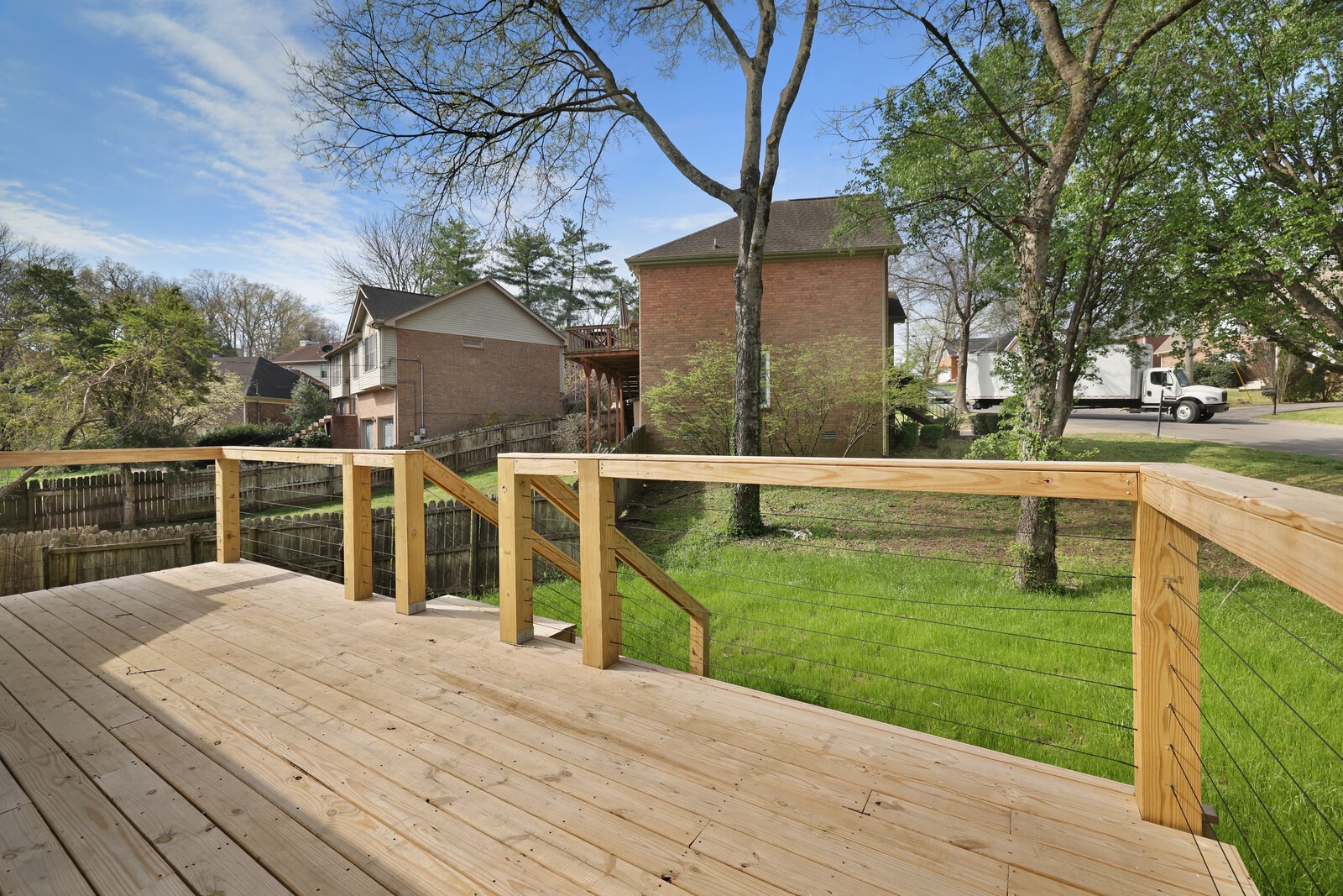 800 Carlisle Ct, N