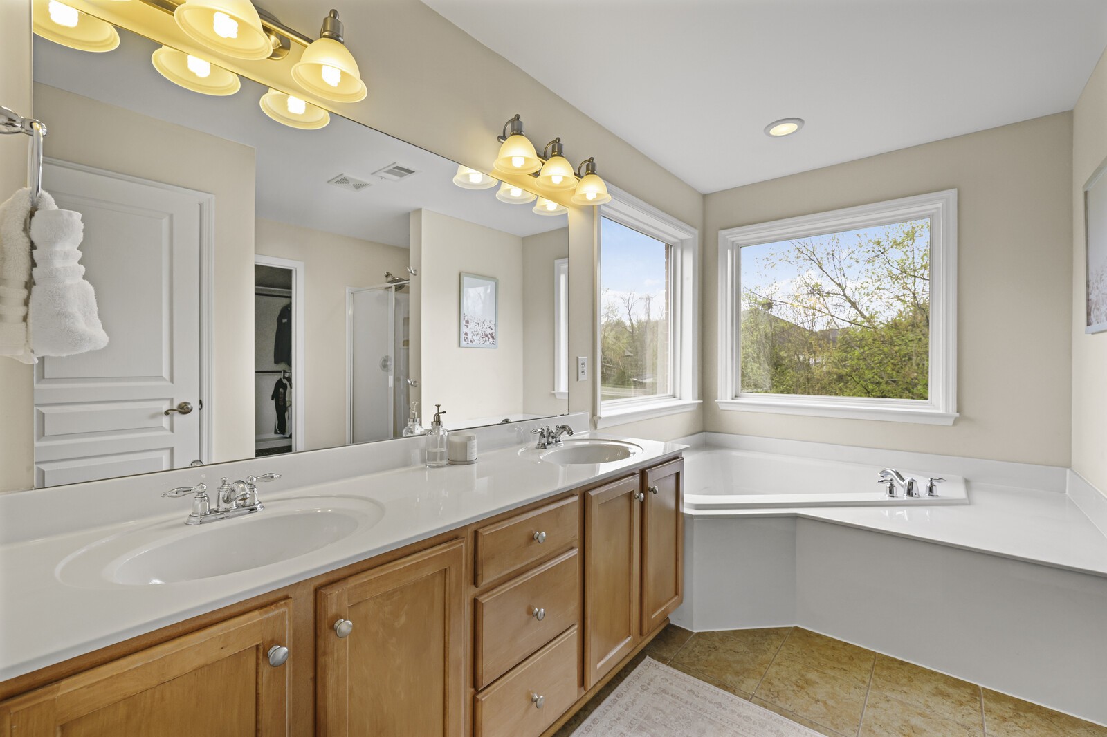 1412 Beech Hollow Ct