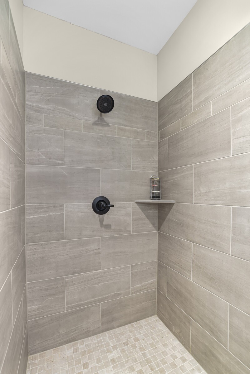 7157 Silverwood Trl