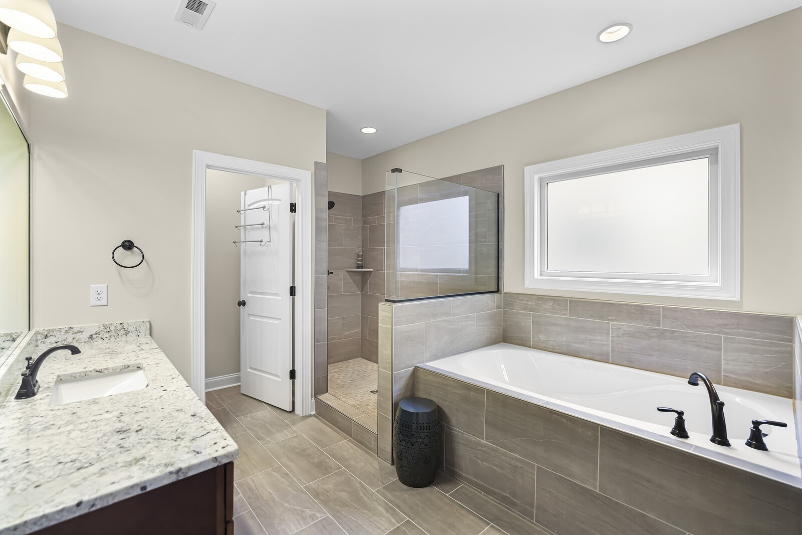 7157 Silverwood Trl