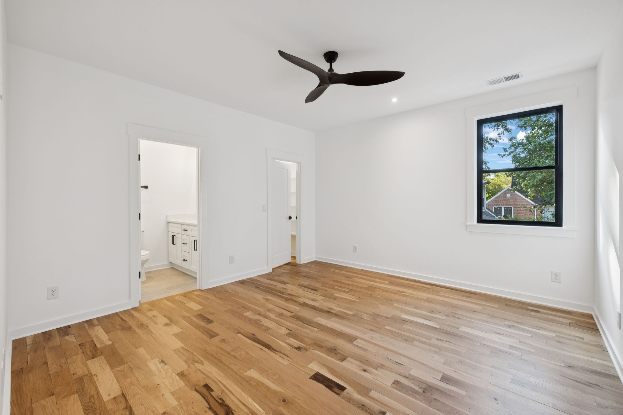 1114 Caldwell Ln