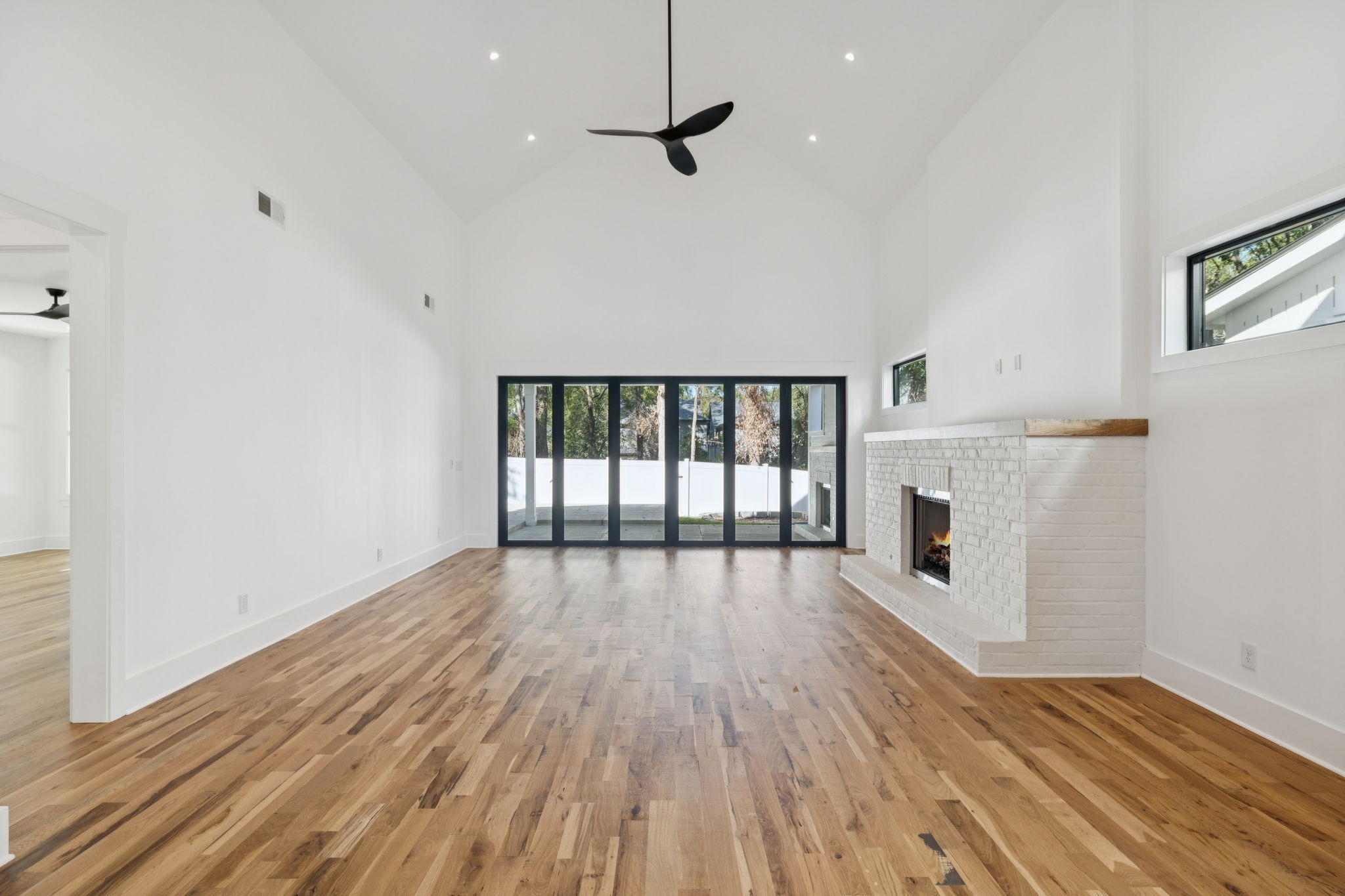 1114 Caldwell Ln