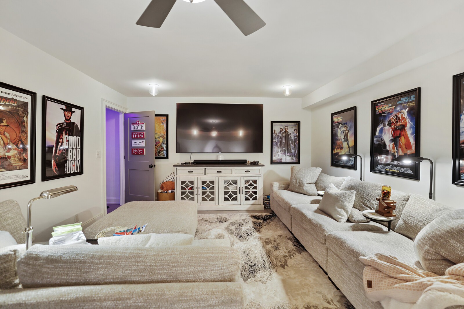 2126 Golf Club Ln