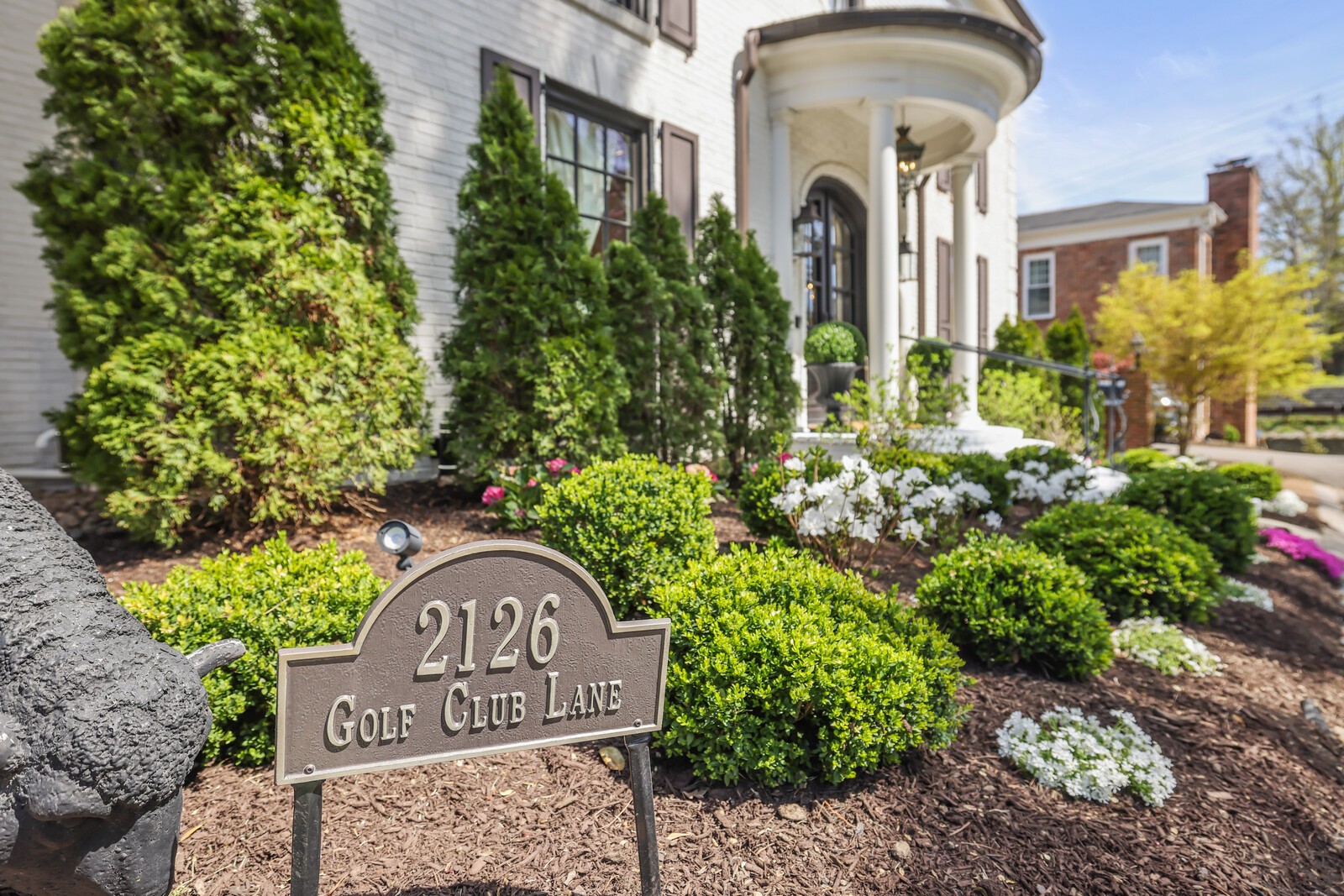 2126 Golf Club Ln