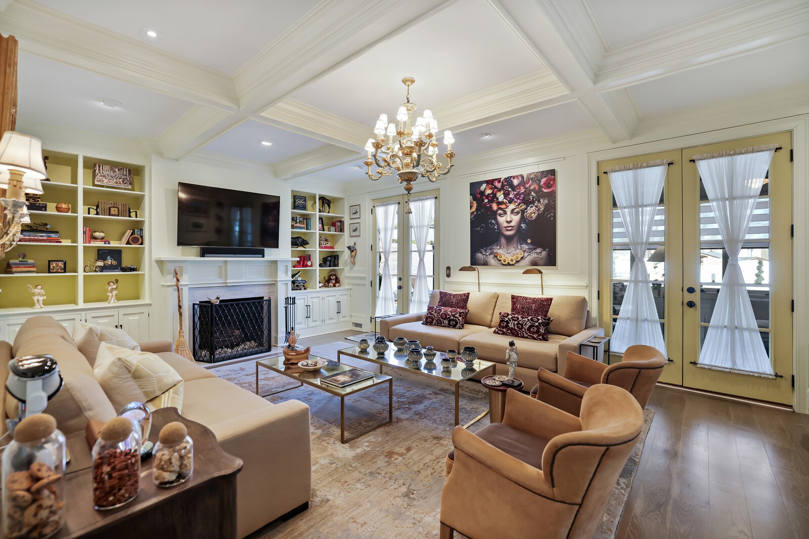 2126 Golf Club Ln