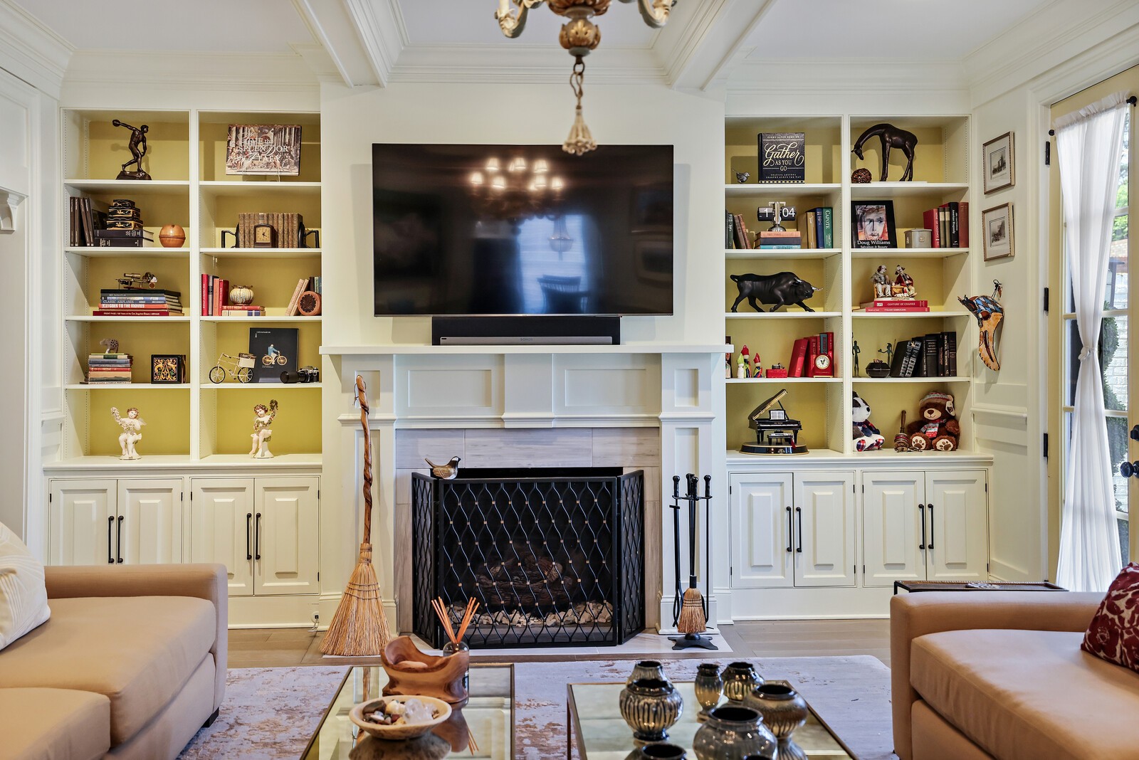 2126 Golf Club Ln