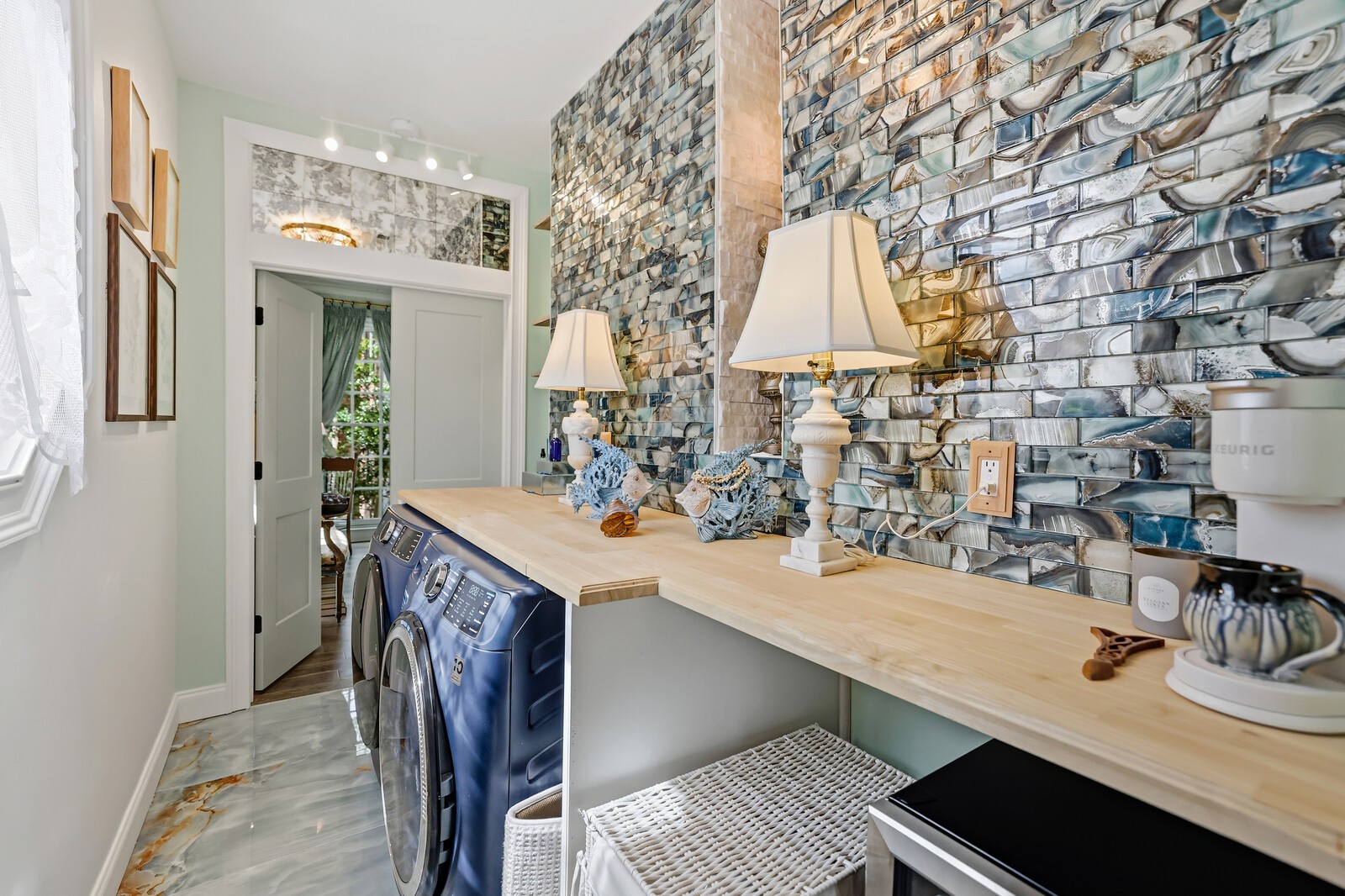 2126 Golf Club Ln