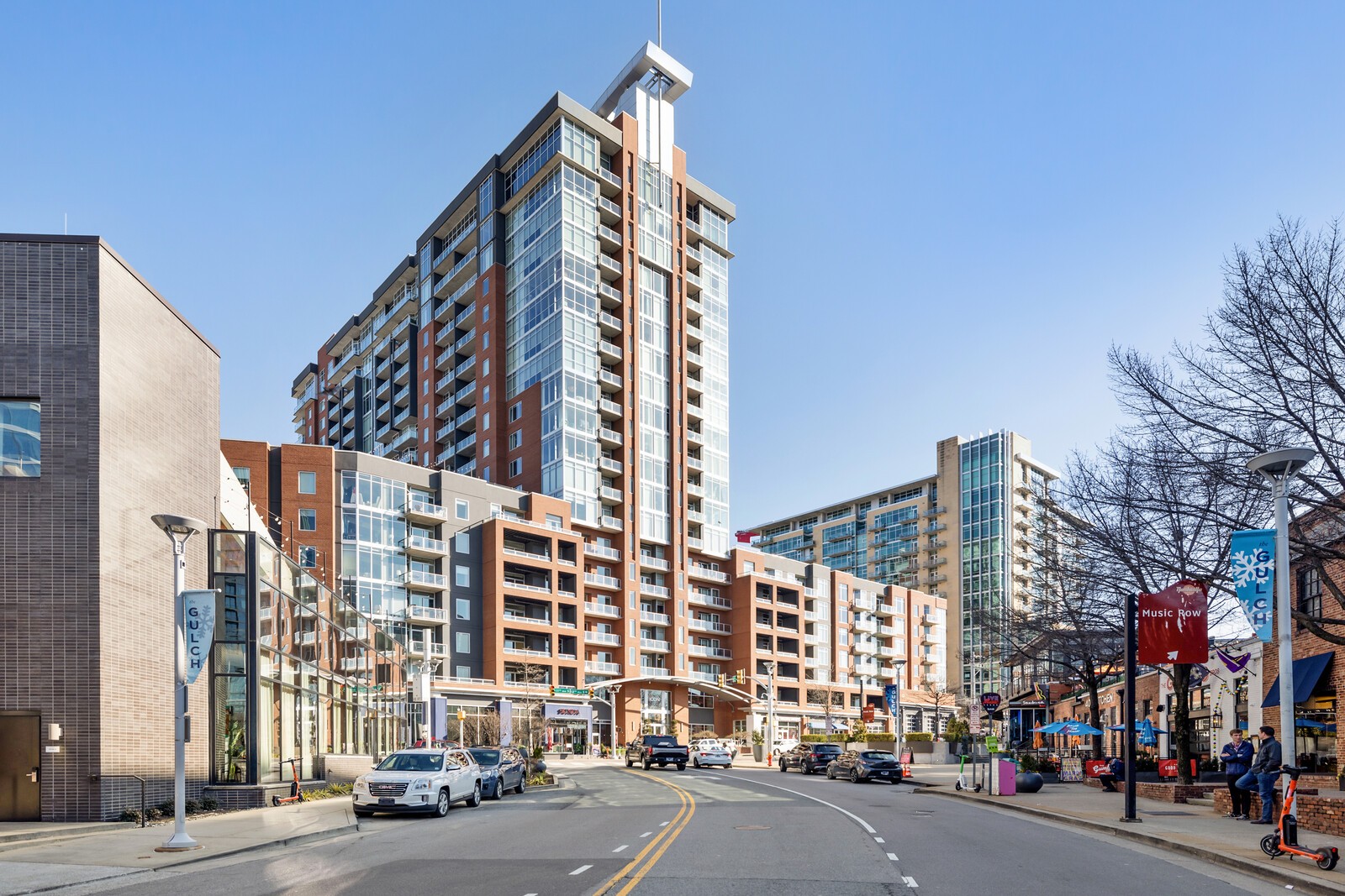 600 12th Ave, S Unit: 629