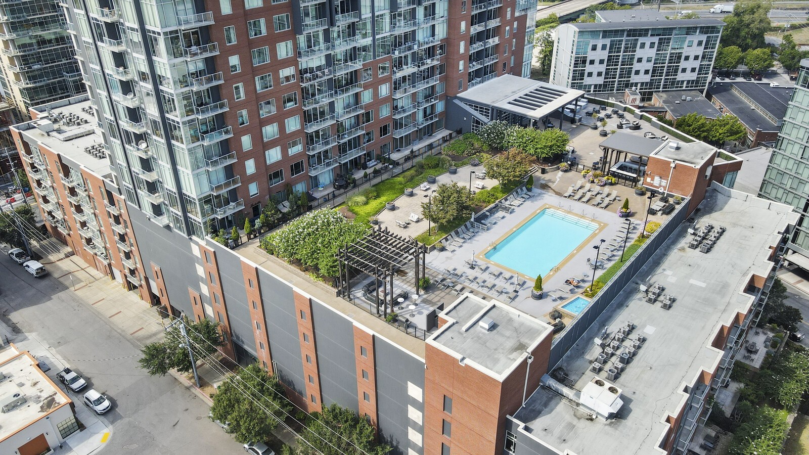 600 12th Ave, S Unit: 629