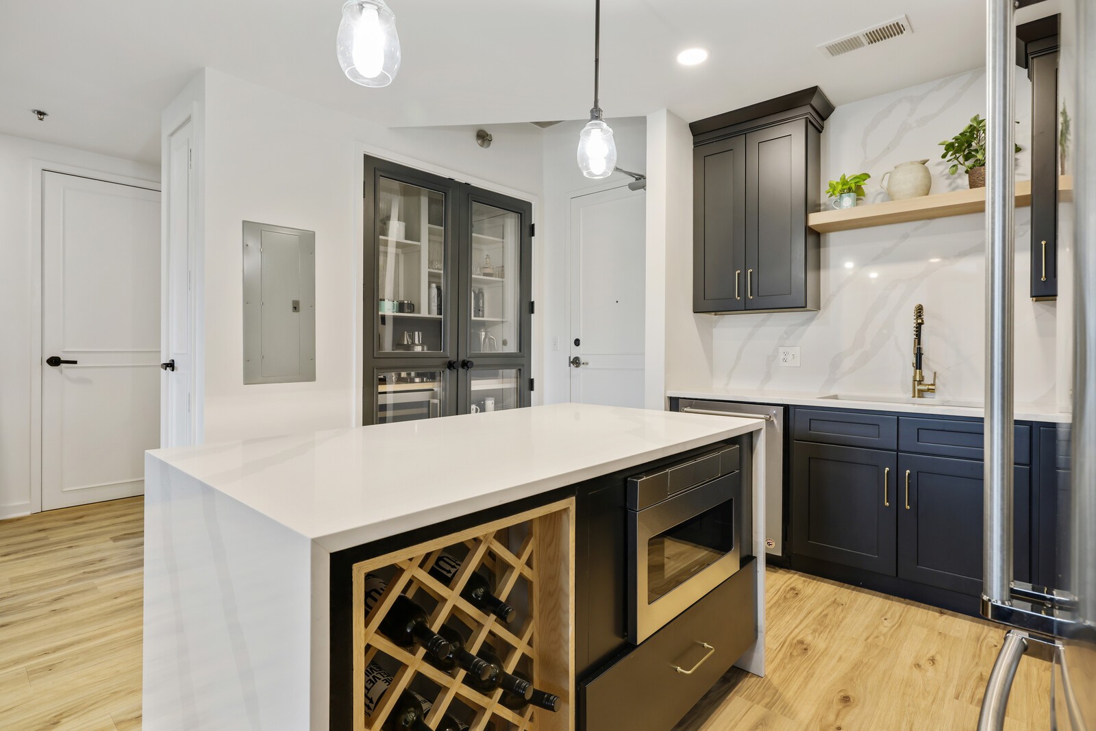 600 12th Ave, S Unit: 629