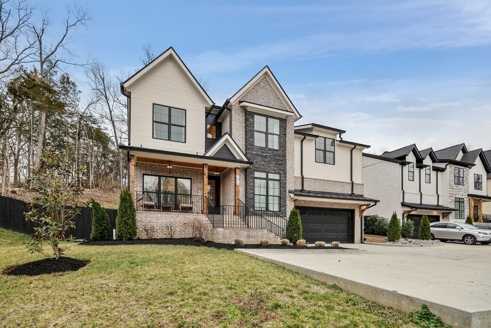 7674 Sawyer Brown Rd