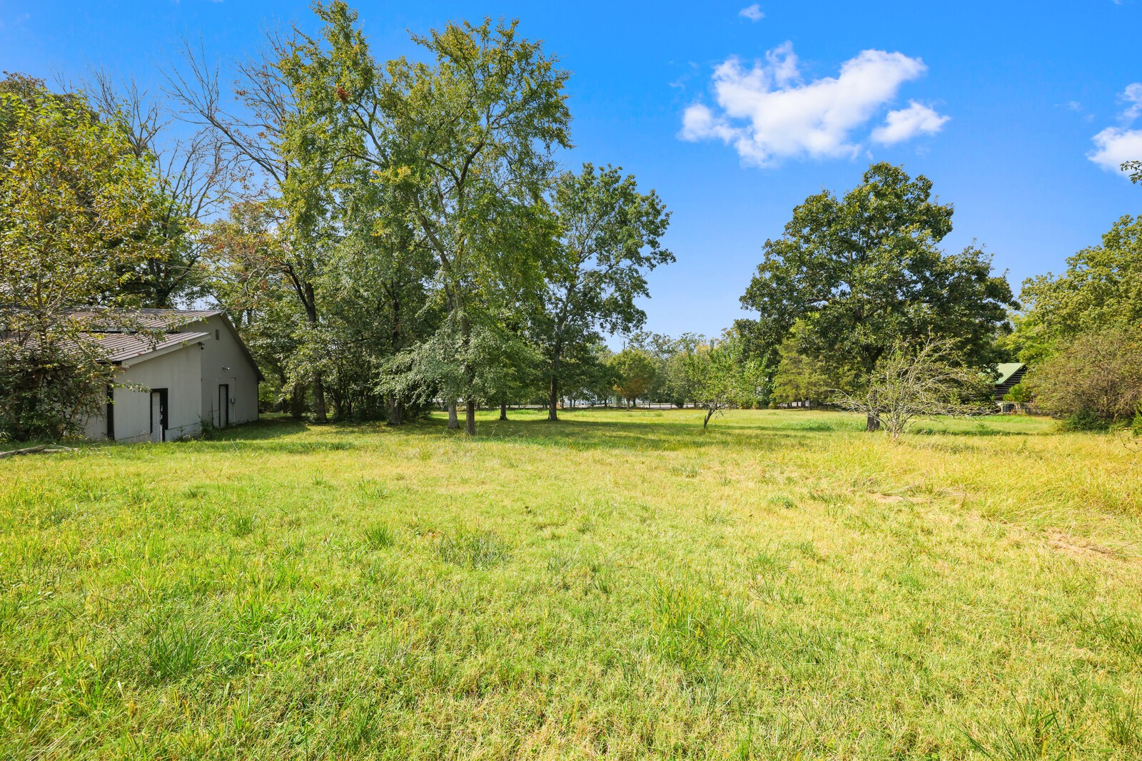 2516 Old Smith Springs Rd