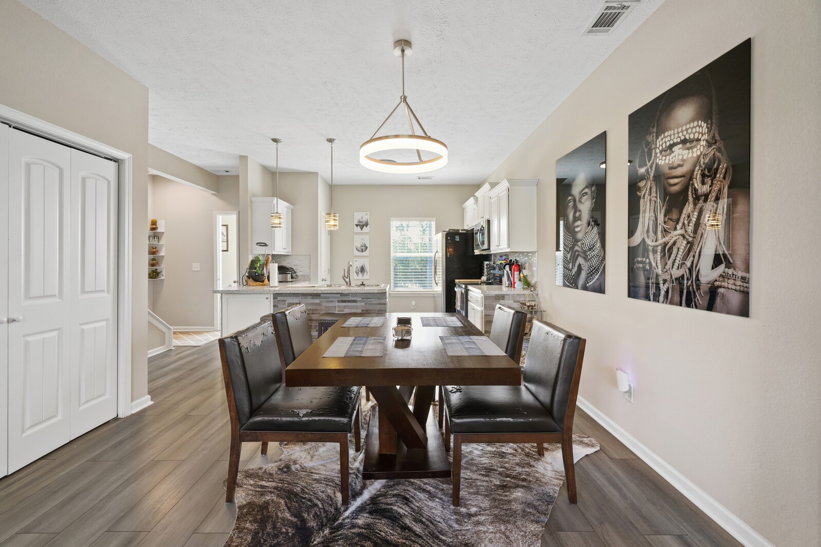 102 Ramsden Ave