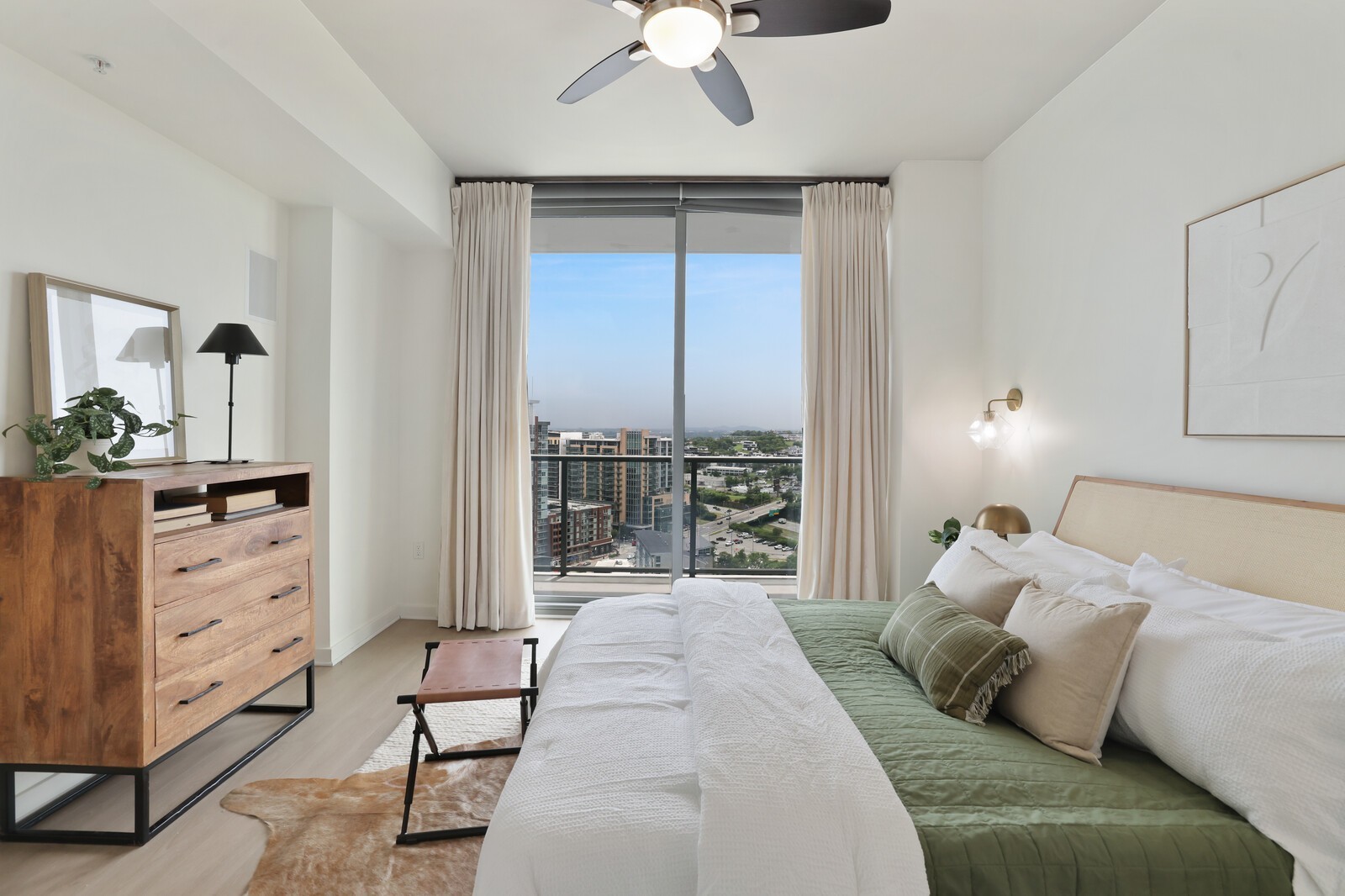 1212 Laurel St Unit: 1905