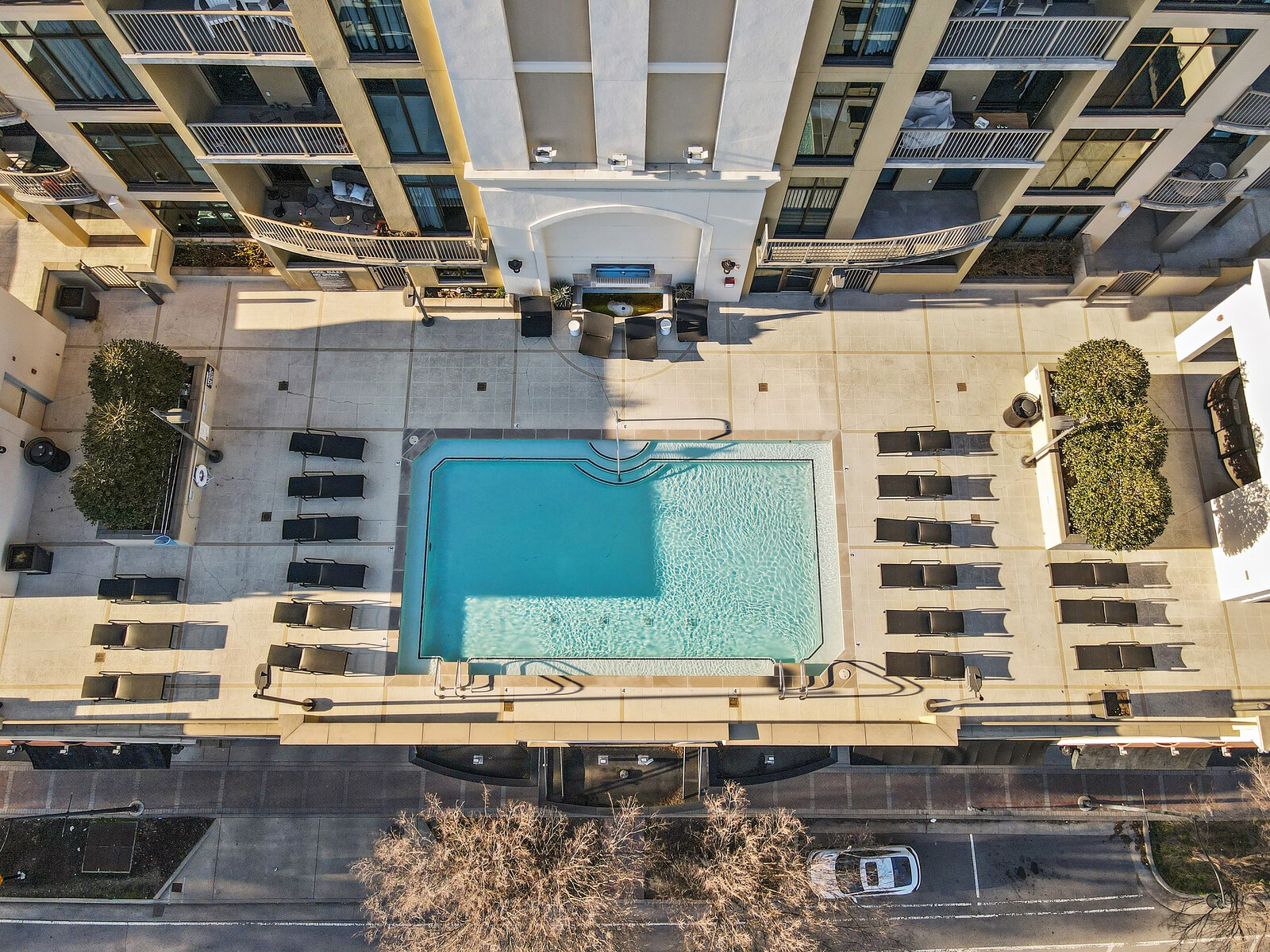 1510 Demonbreun St Unit: 906