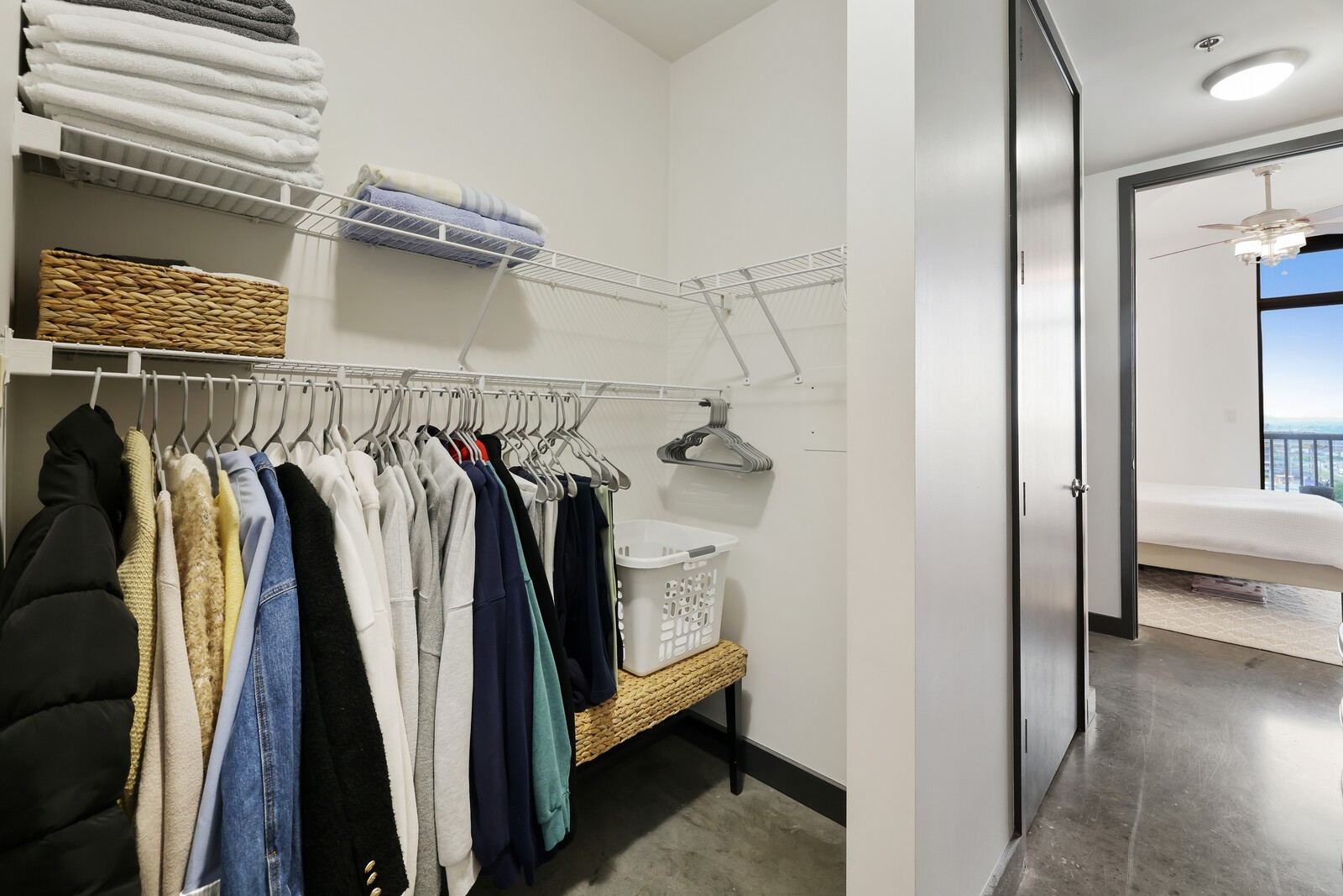 1510 Demonbreun St Unit: 906