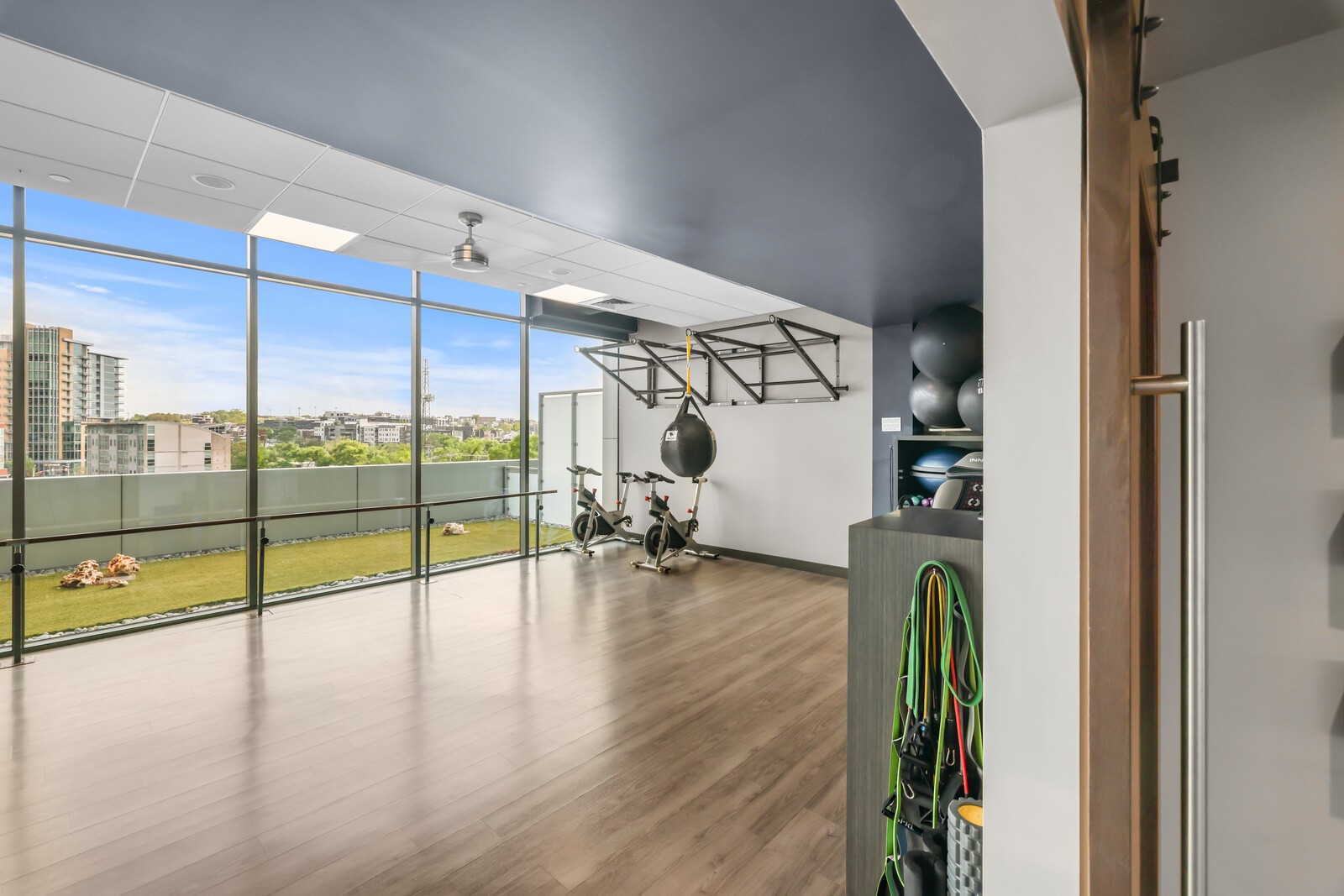 1212 Laurel St Unit: 1314