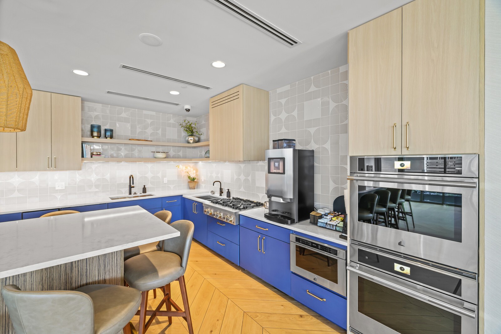 1212 Laurel St Unit: 1314