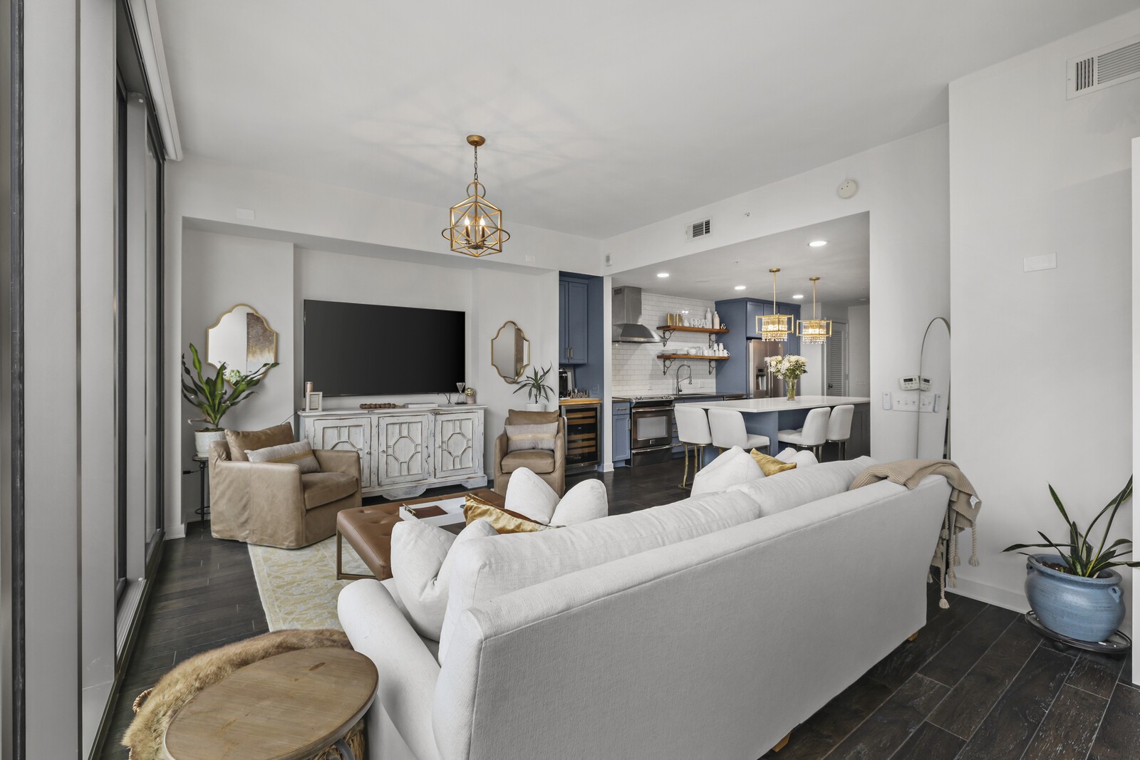 1212 Laurel St Unit: 1314