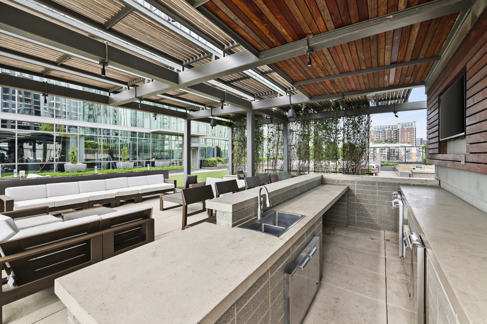 1212 Laurel St Unit: 1314