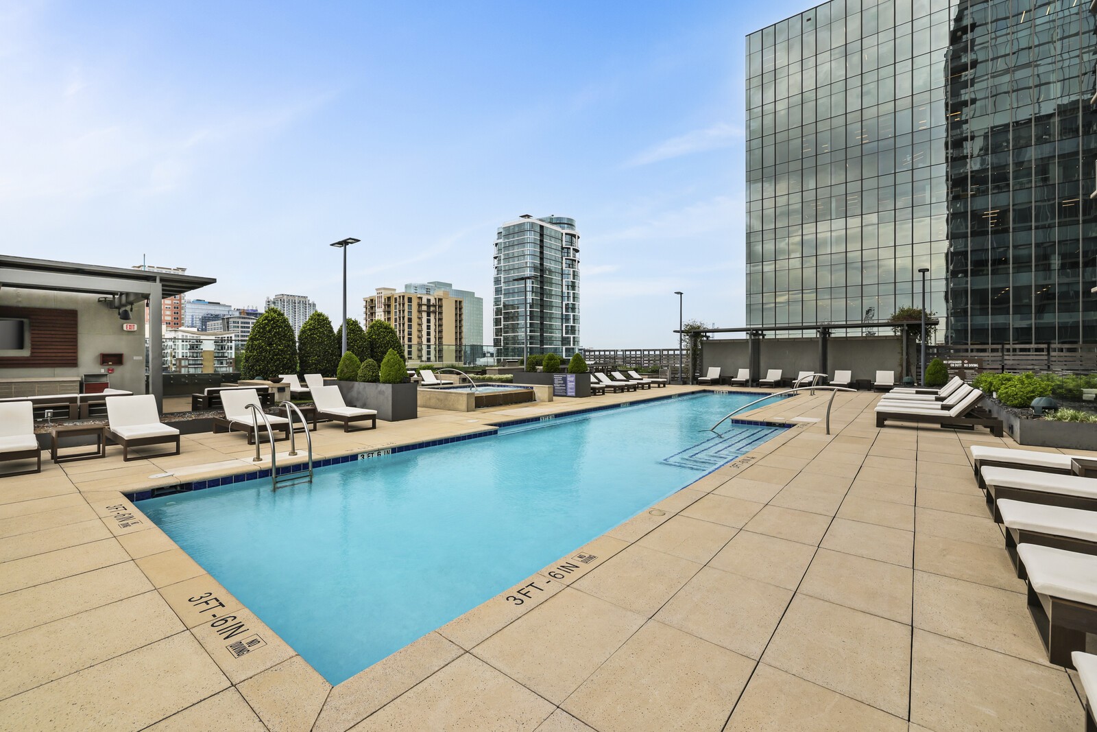 1212 Laurel St Unit: 1314