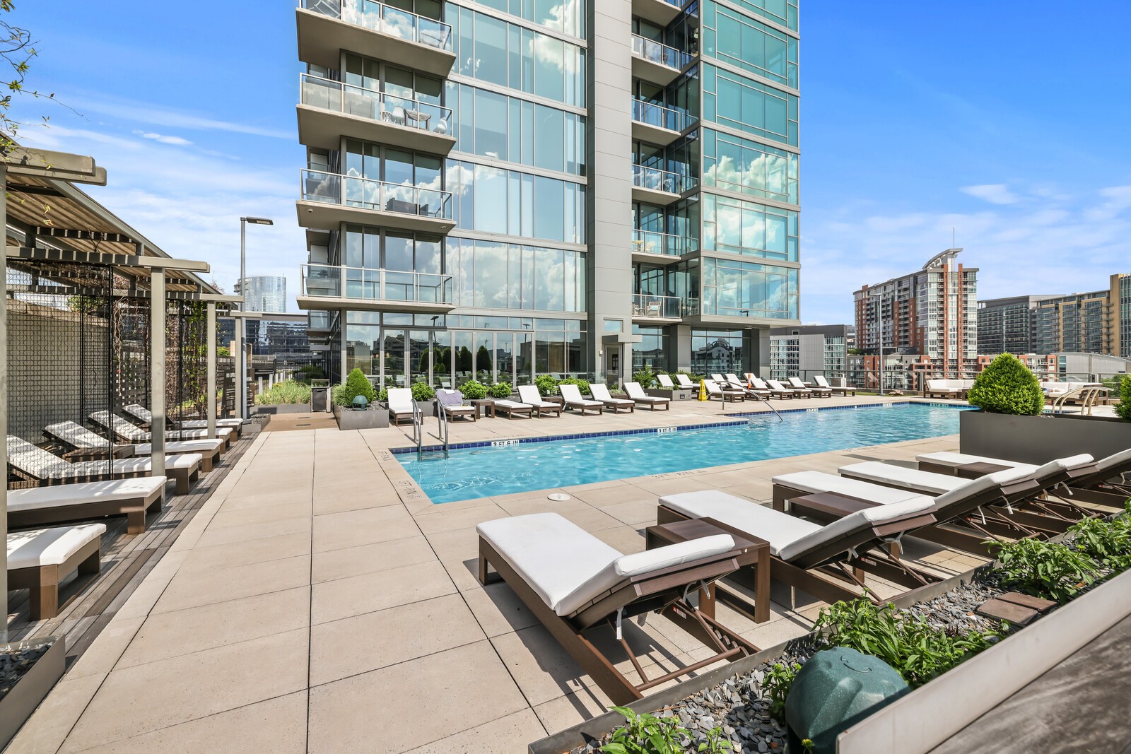 1212 Laurel St Unit: 1314