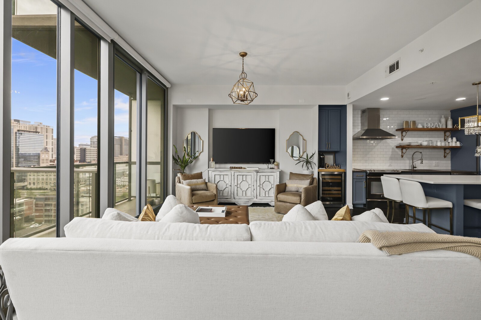 1212 Laurel St Unit: 1314
