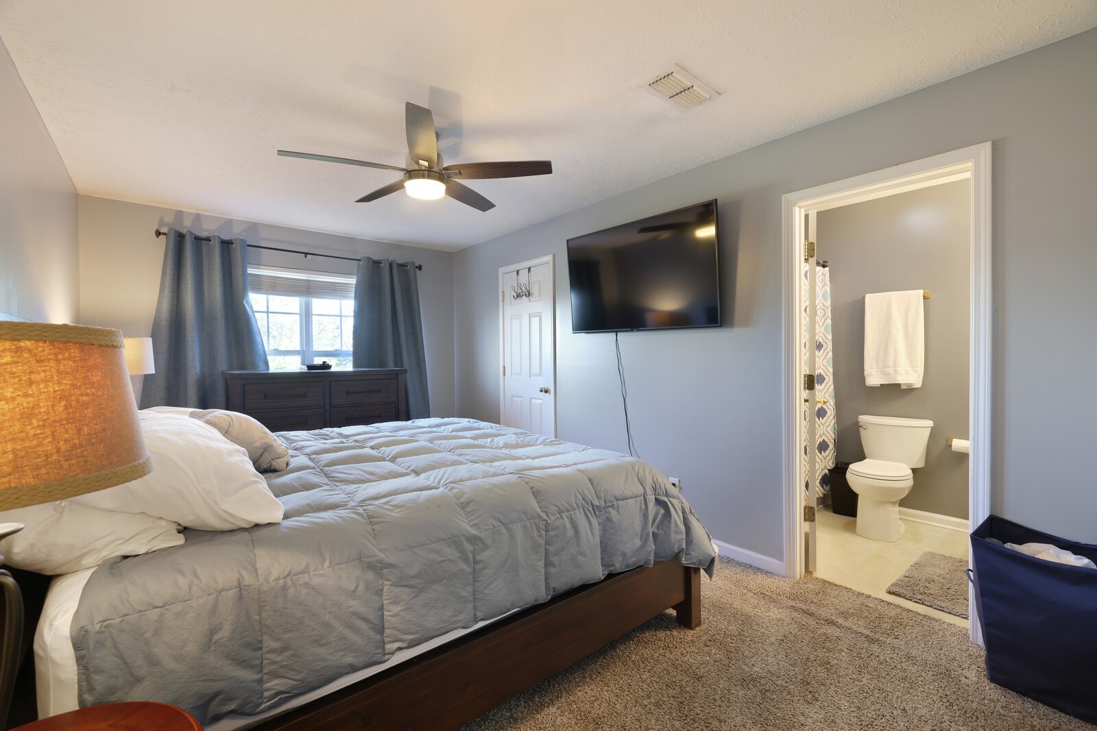 141 Shadow Glen Dr