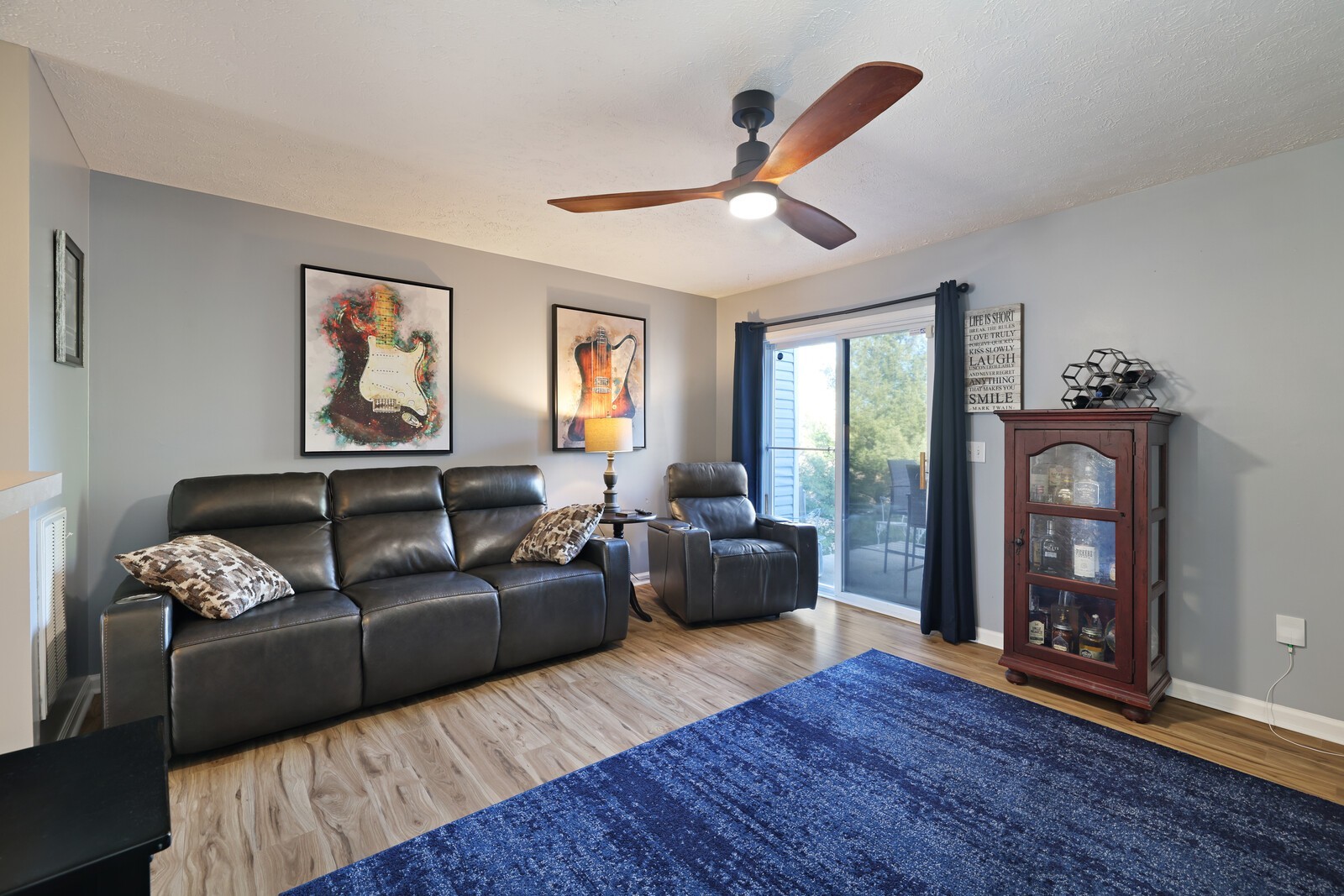 141 Shadow Glen Dr