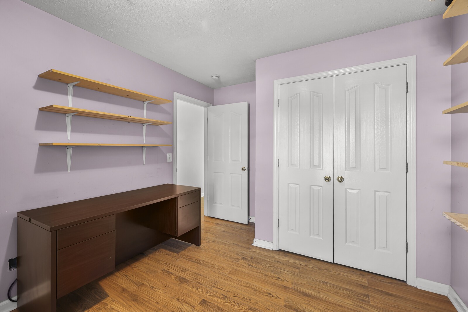 2233 Rosecran Cir