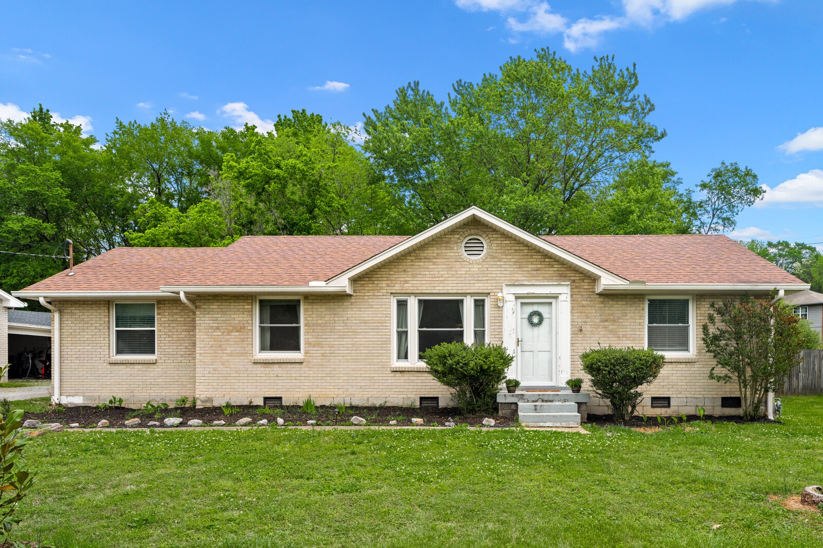 4813 Big Horn Dr