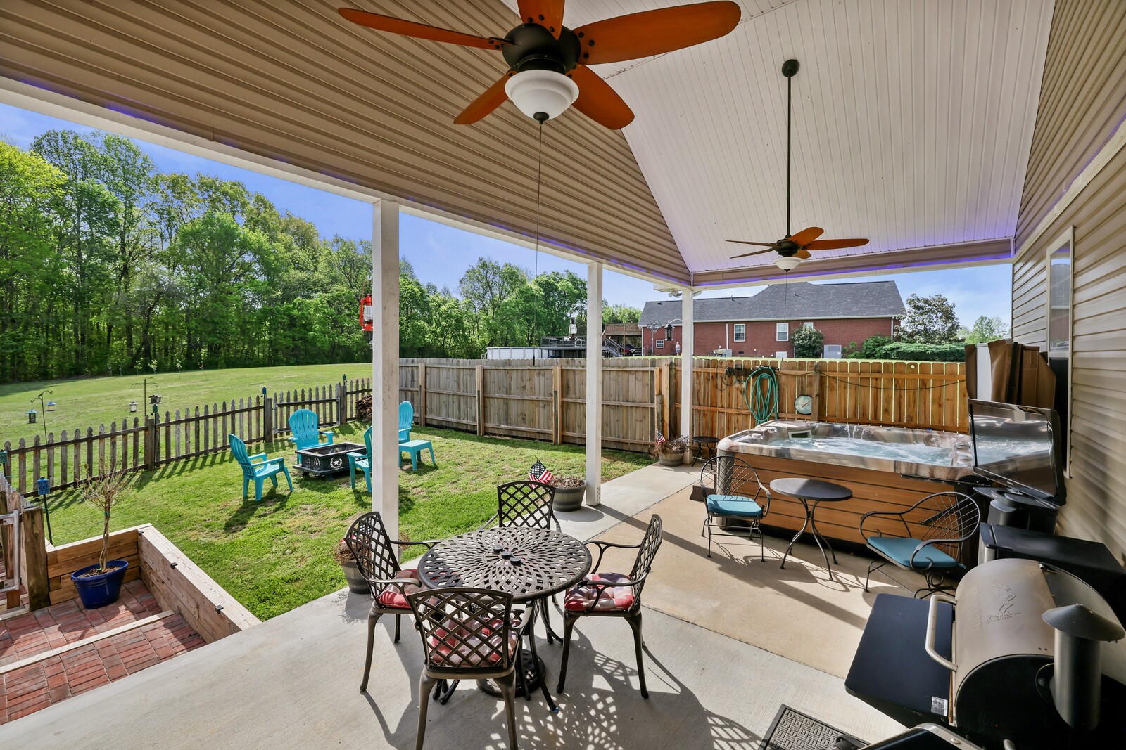 1051 Jacobs Valley Rd