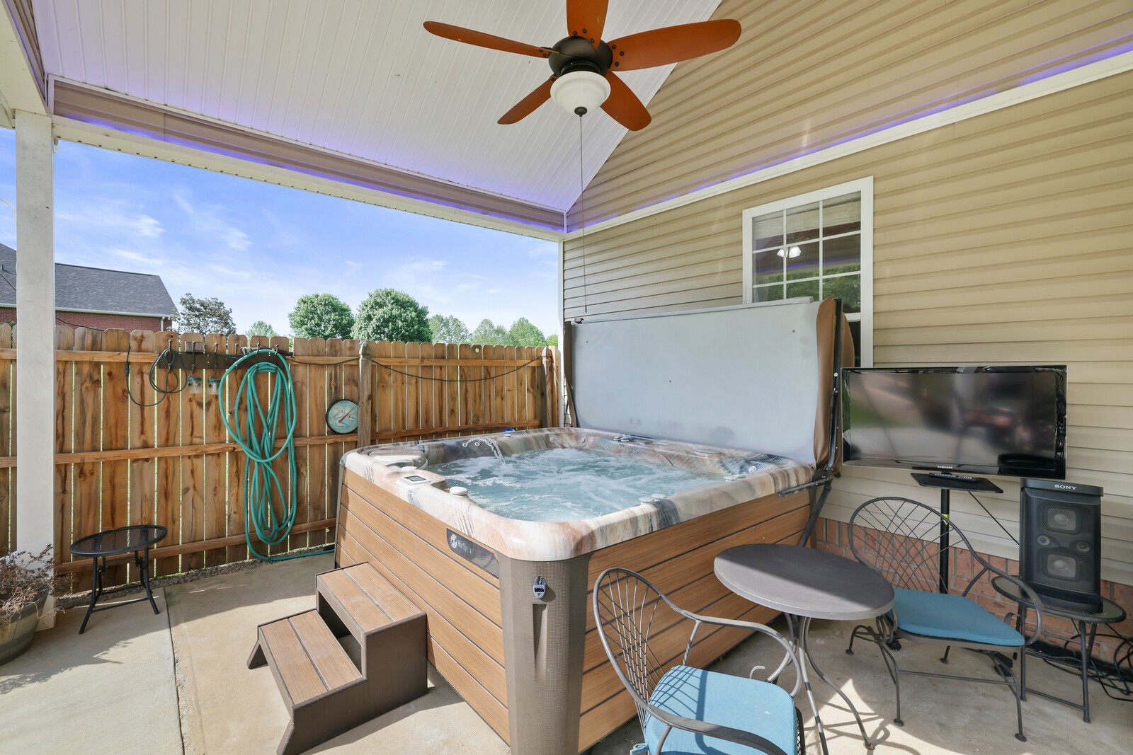 1051 Jacobs Valley Rd