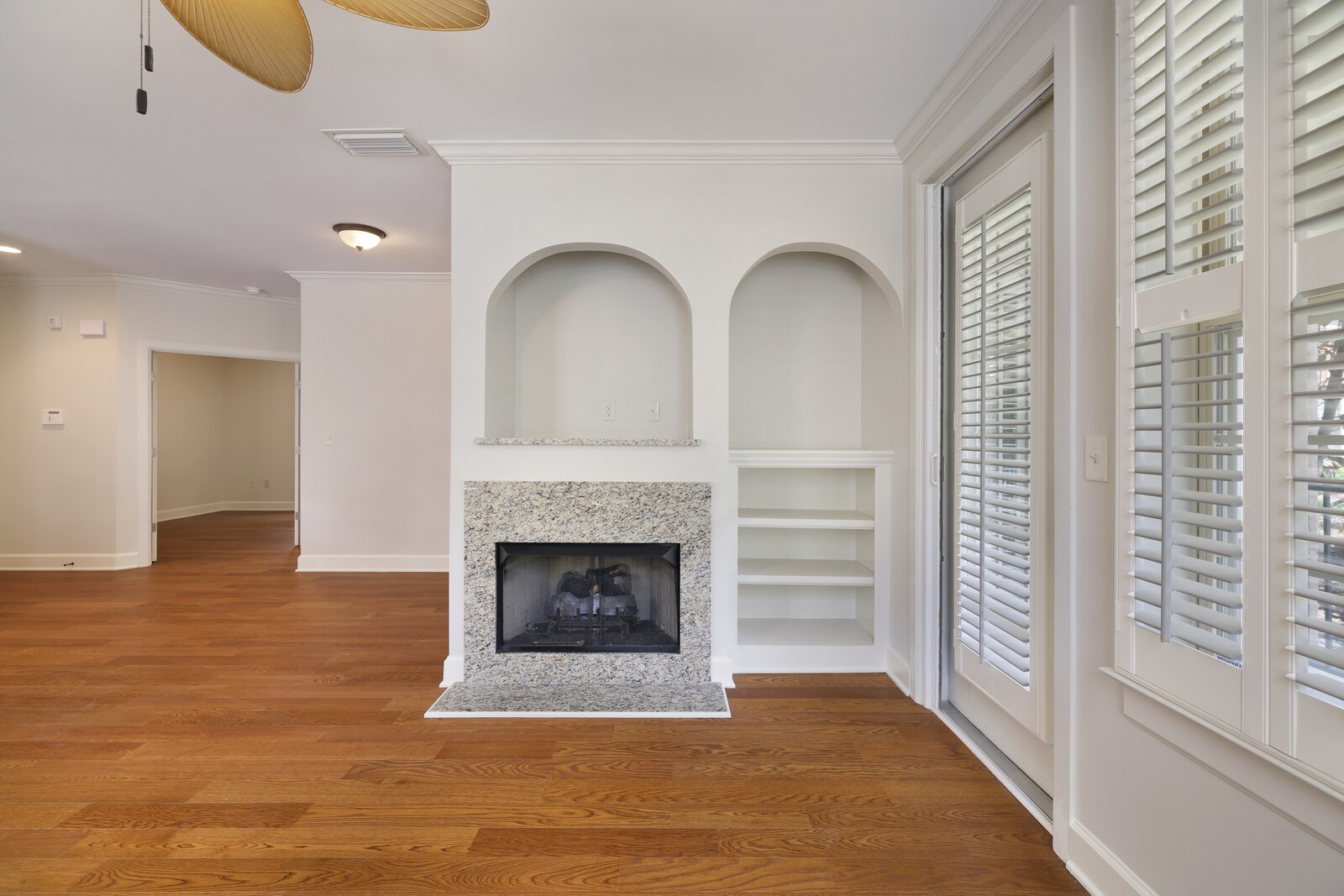 311 Seven Springs Way Unit: 104