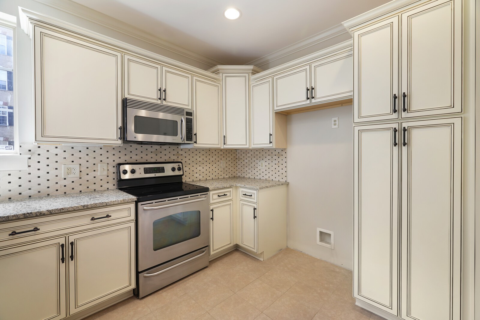 311 Seven Springs Way Unit: 104