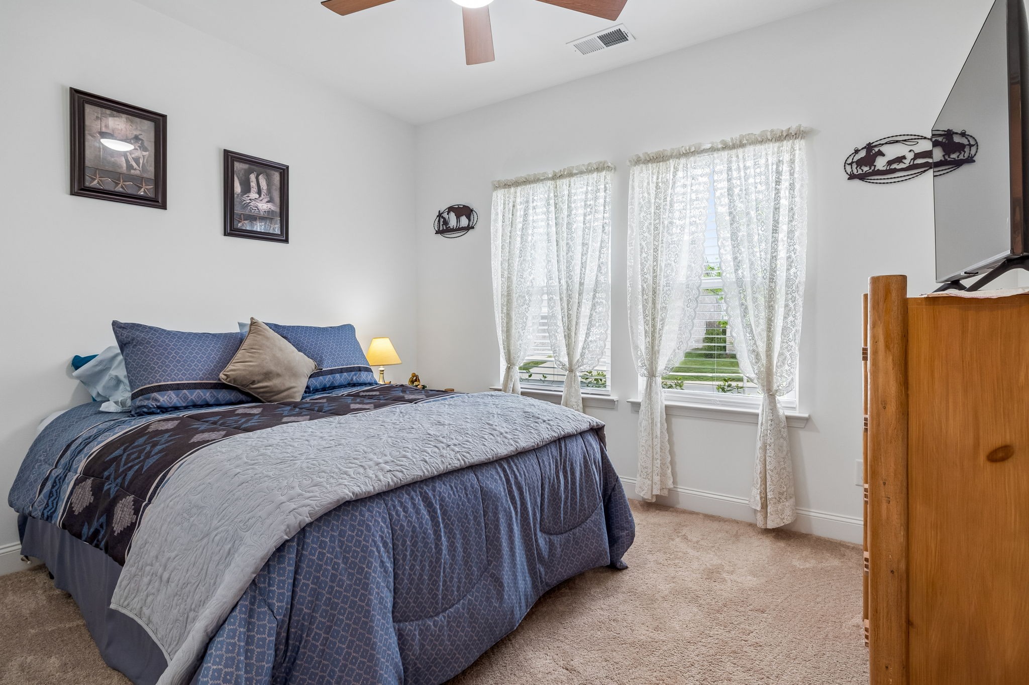366 Triple Crown Cir