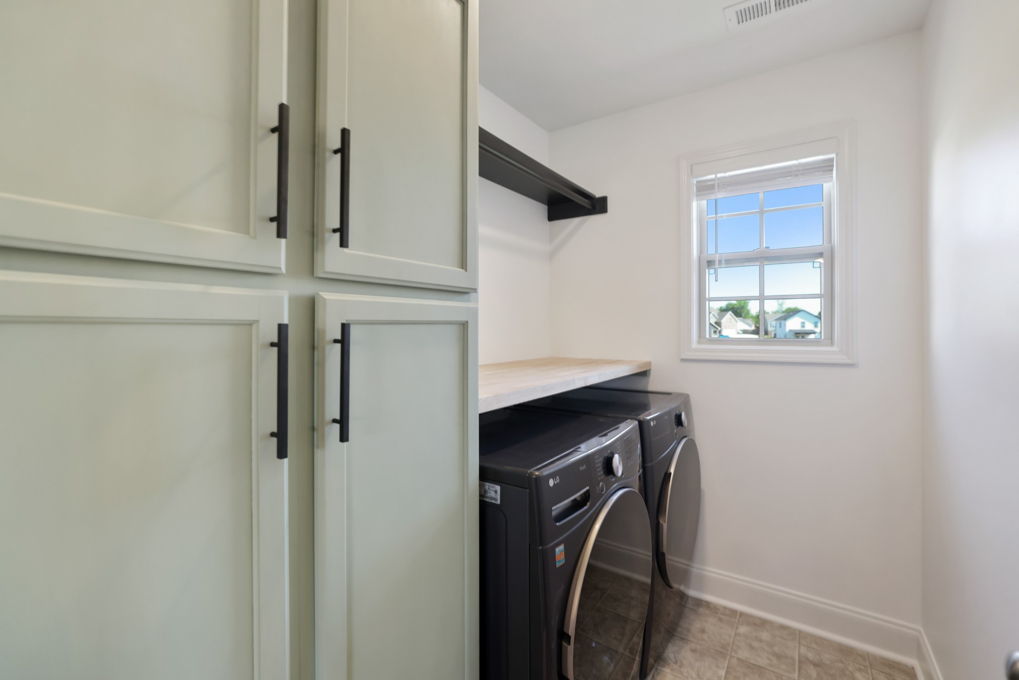 1273 Bailywick Dr