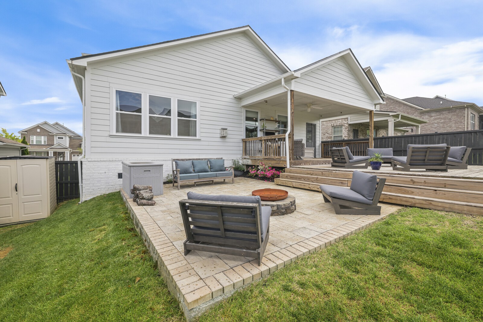 3421 Milford Dr