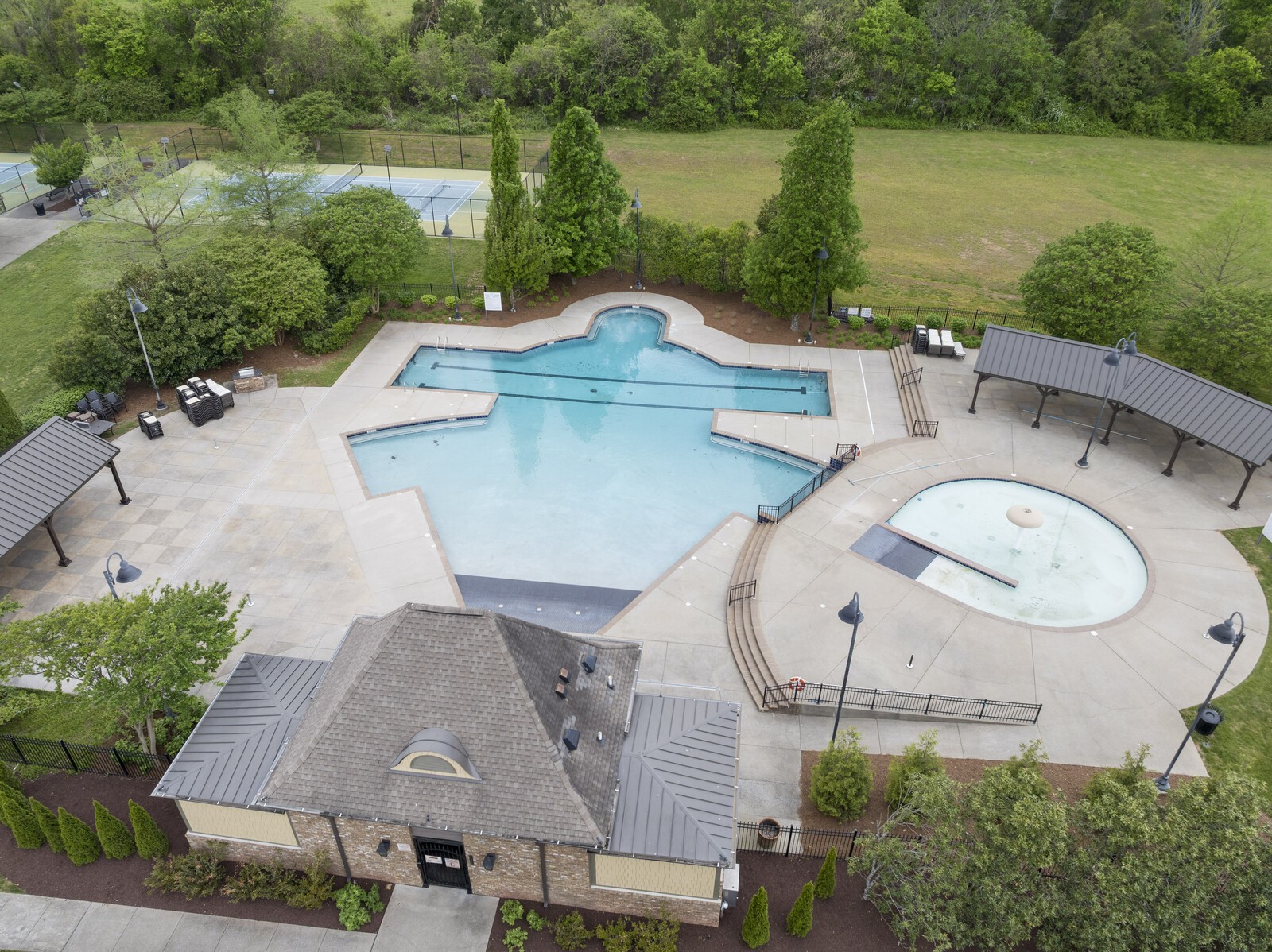 3421 Milford Dr