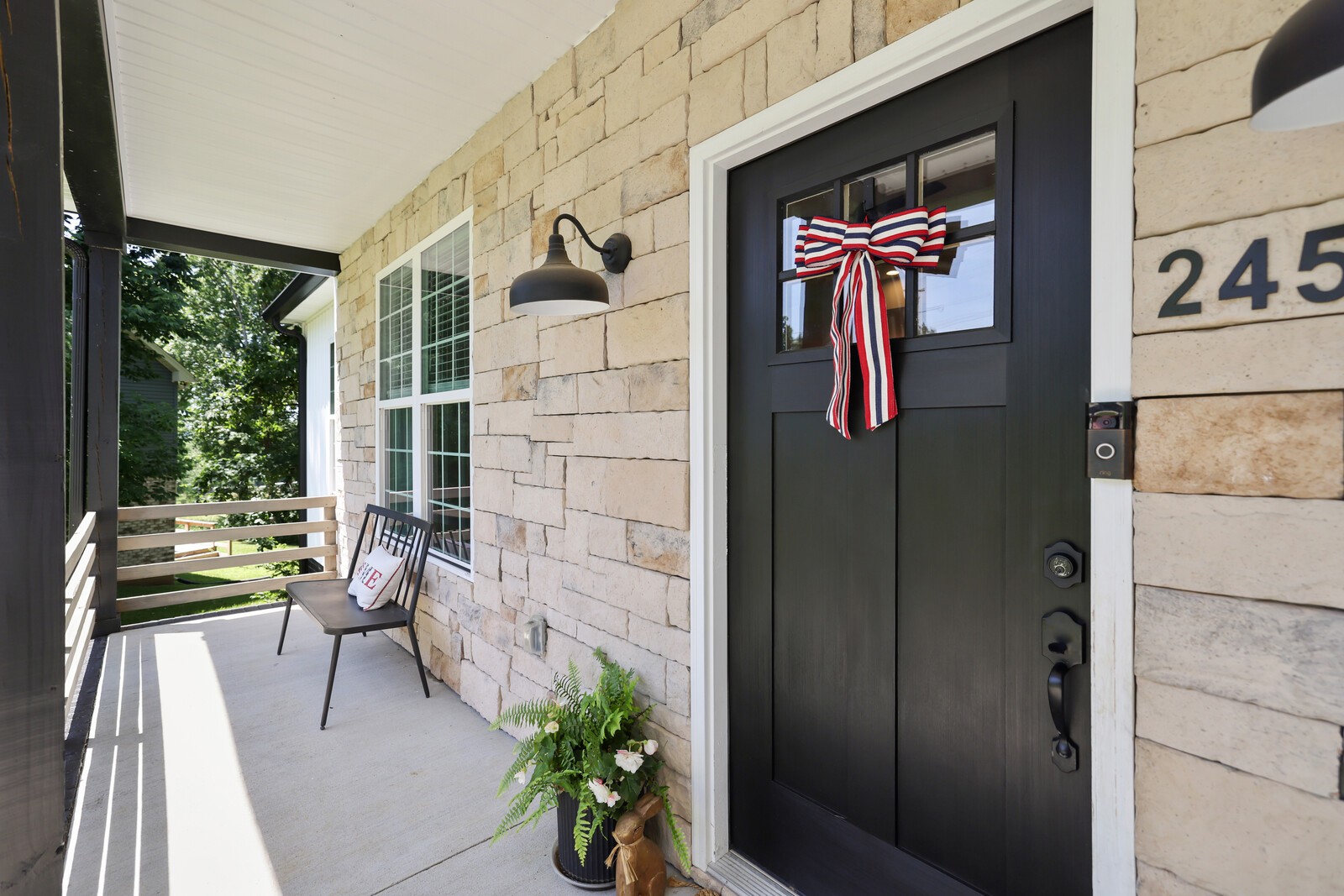 245 Hickory Ridge Ln