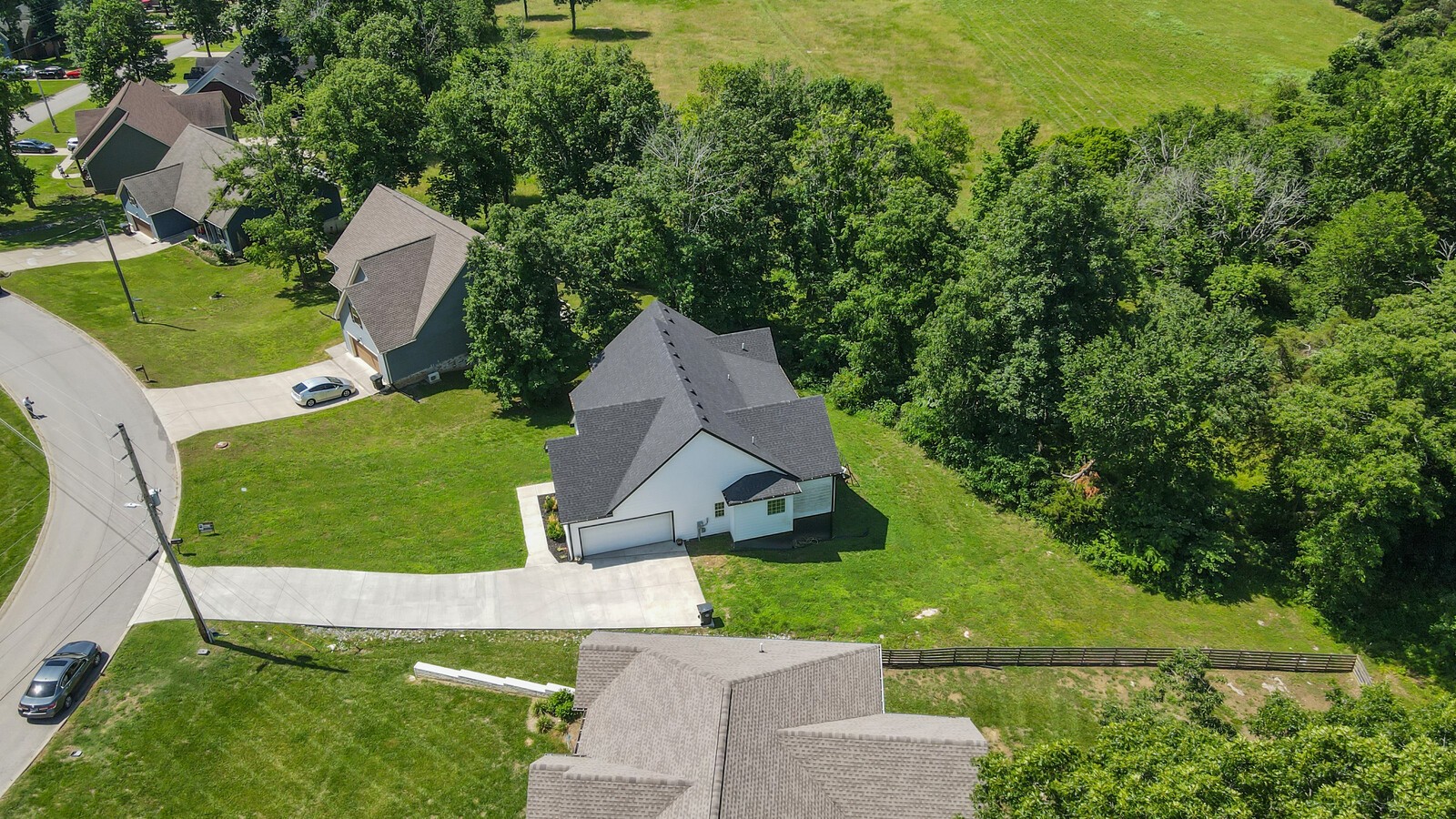245 Hickory Ridge Ln