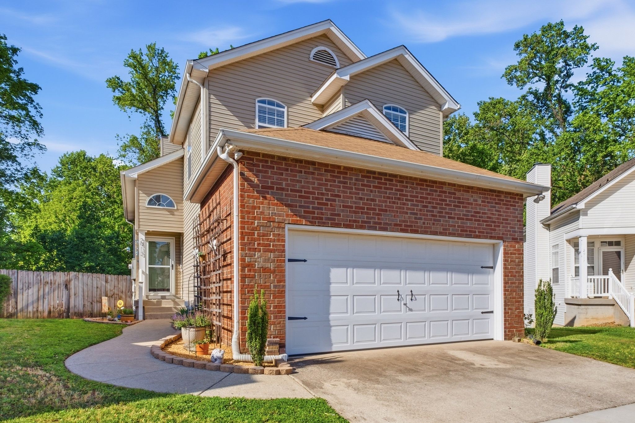 2913 Chesney Ct
