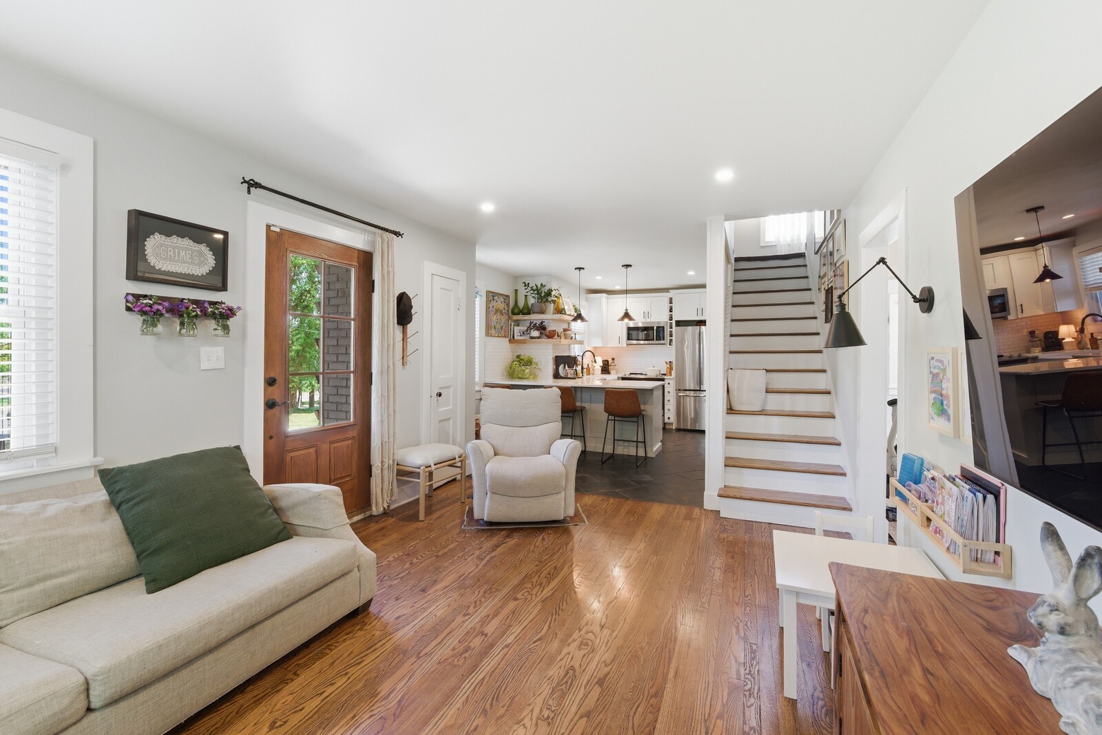 1703 Riverside Dr