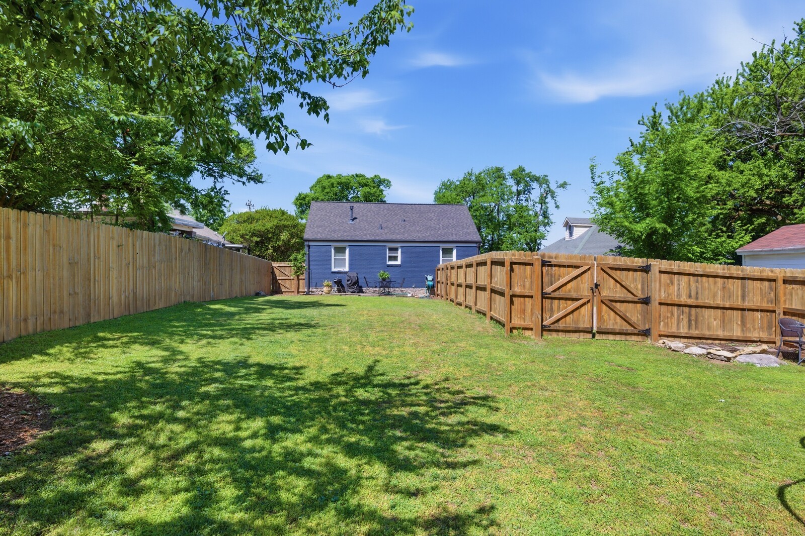 1703 Riverside Dr