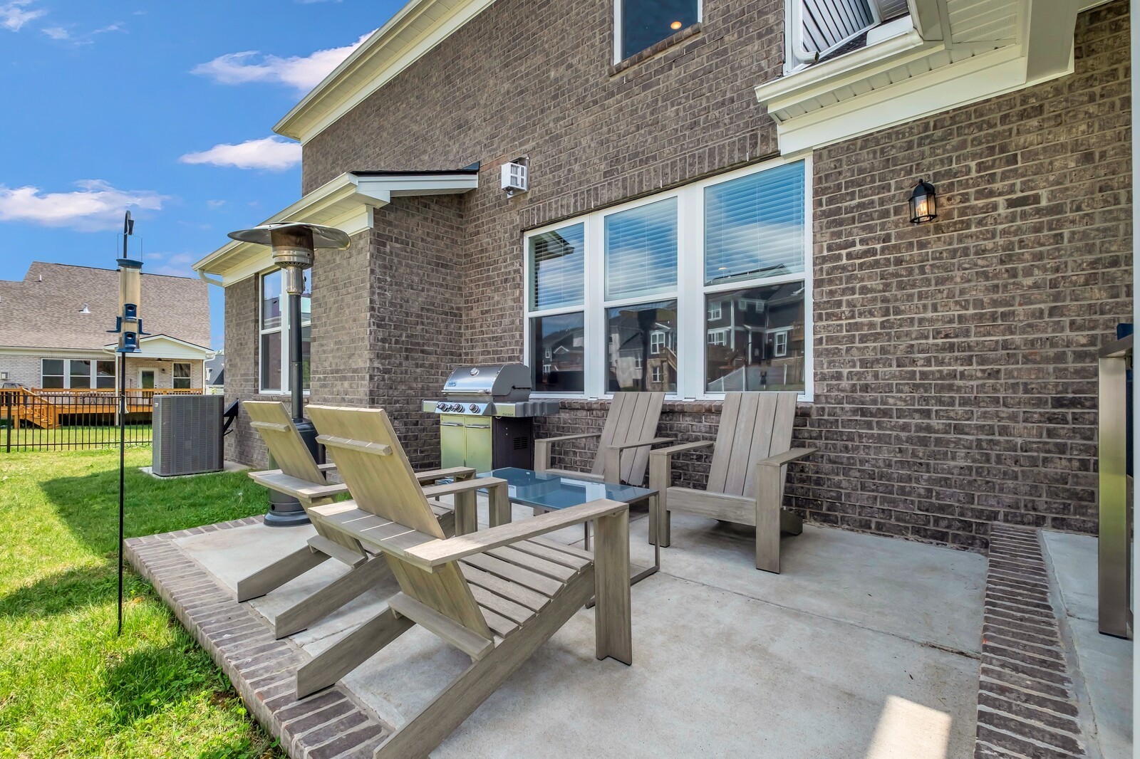 885 Rockwell Dr