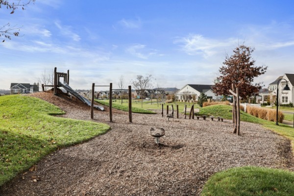 885 Rockwell Dr