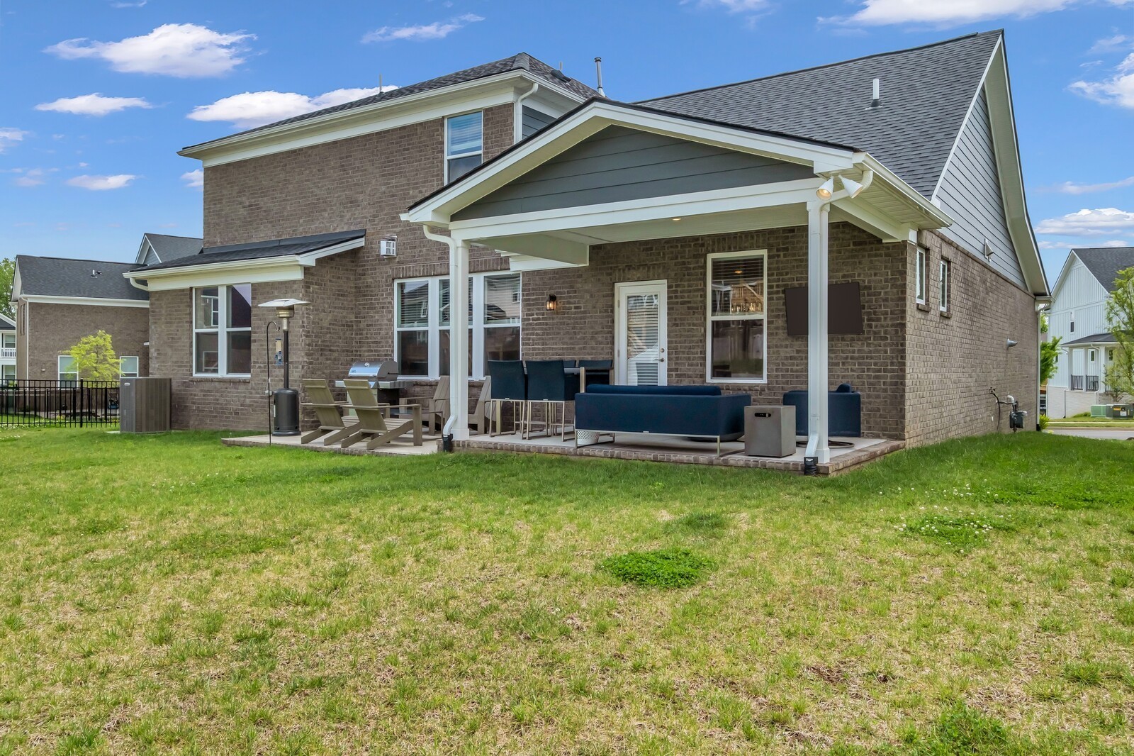 885 Rockwell Dr